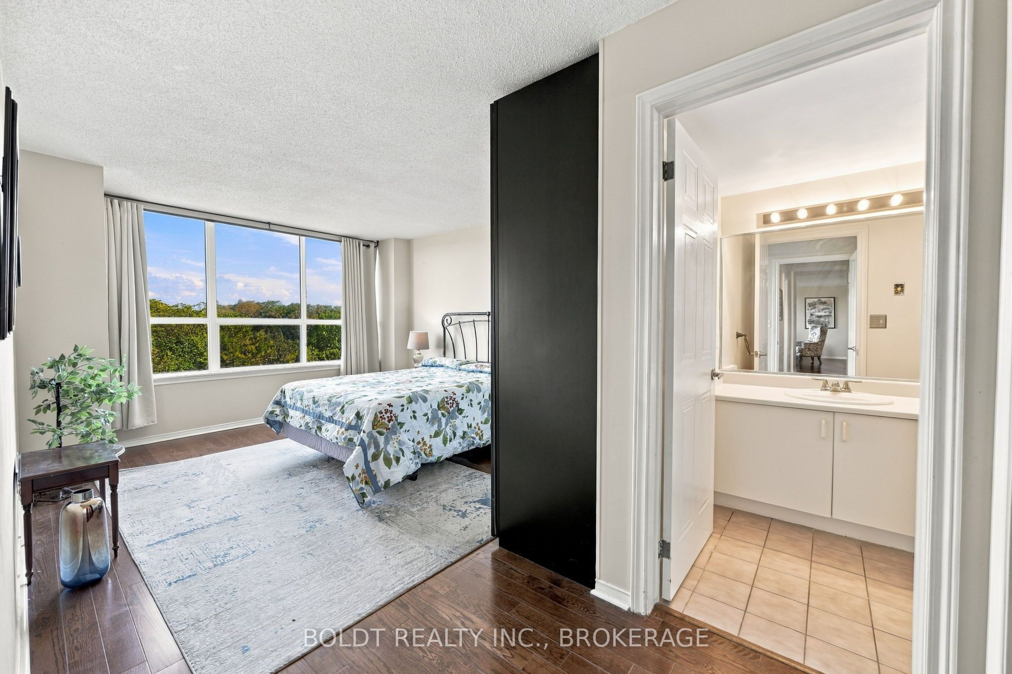 3 Towering Heights Boulevard 505 Property Photo 21