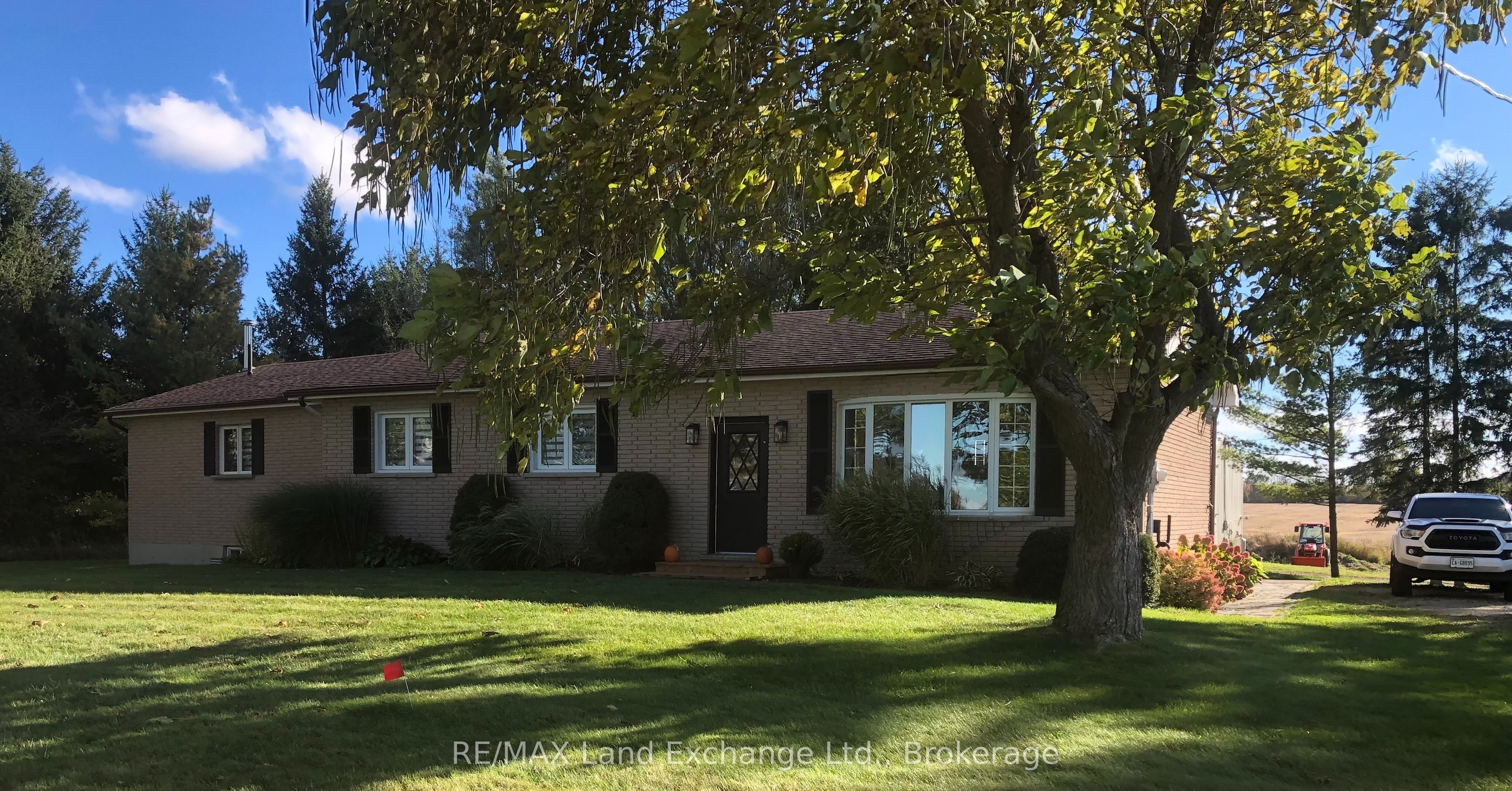 1073 8 Concession Property Photo 3