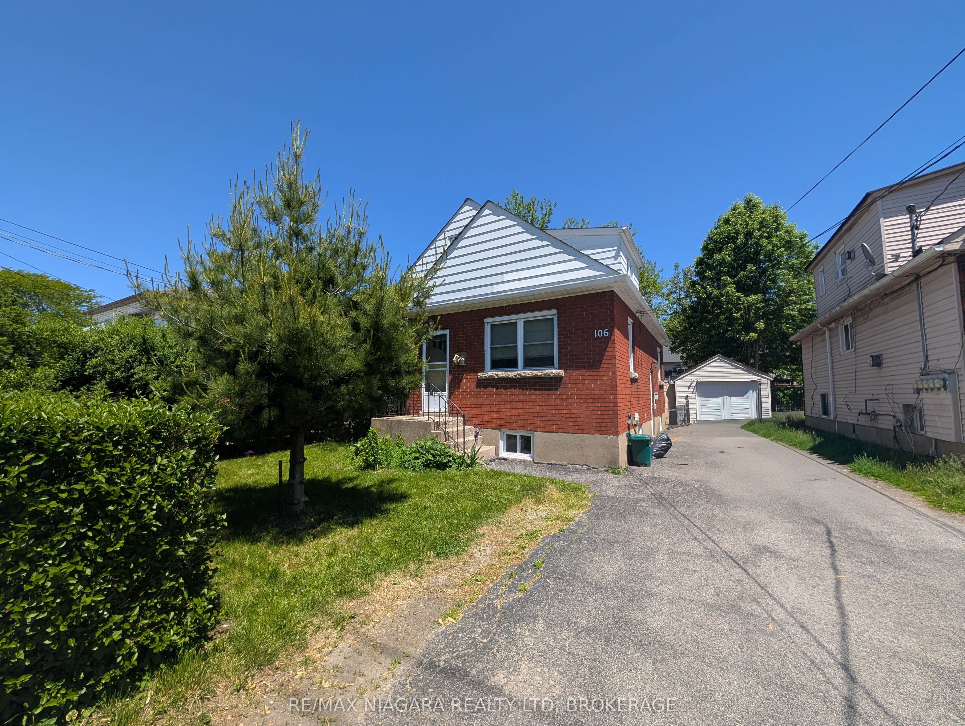 106 Haig Street Property Photo 1