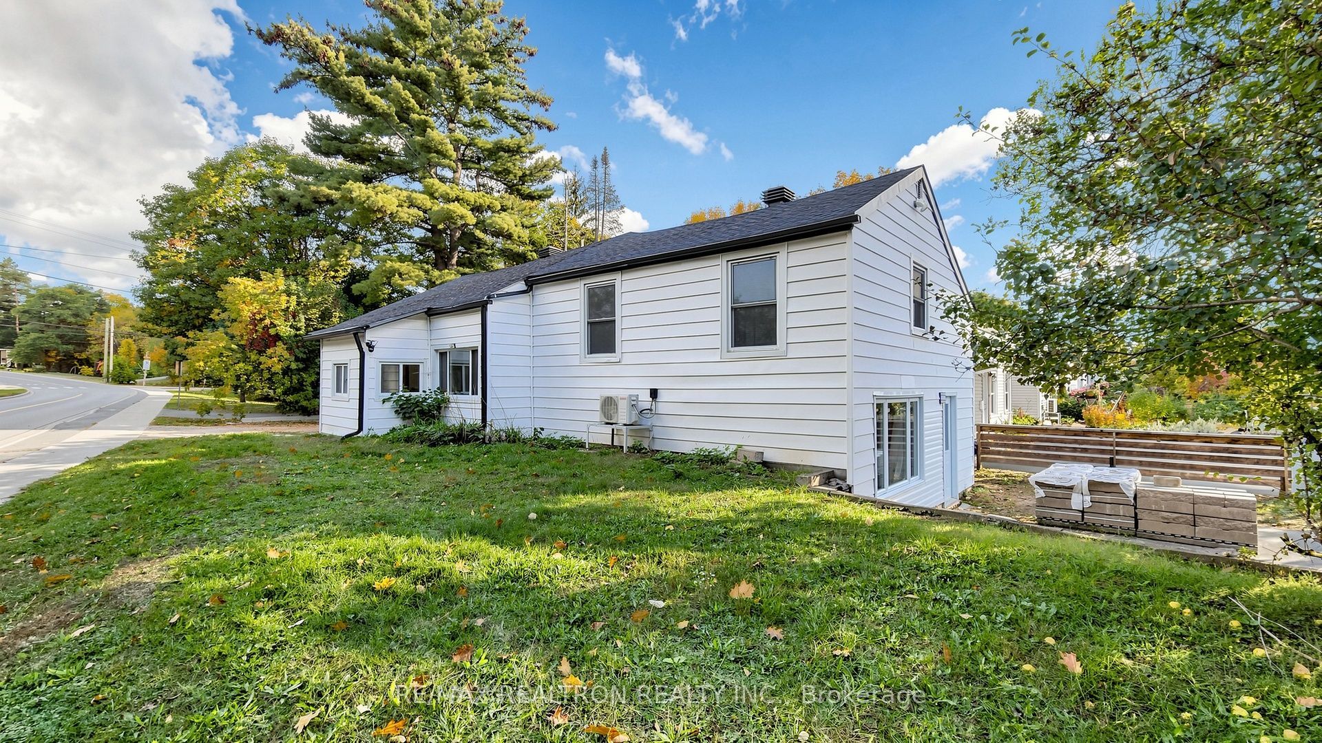31 Isabella Street Property Photo 2