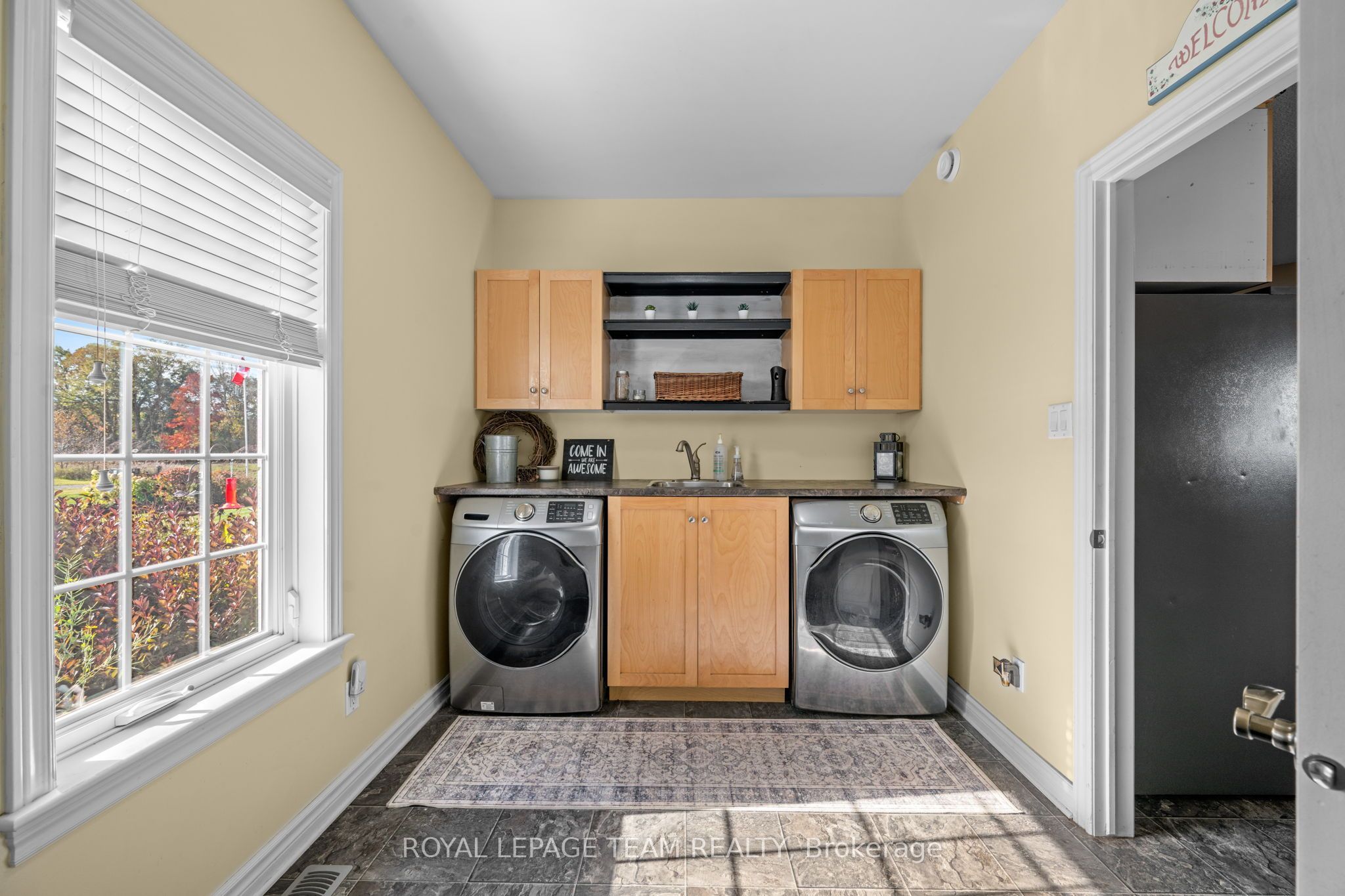406 Mcintosh Way Property Photo 15