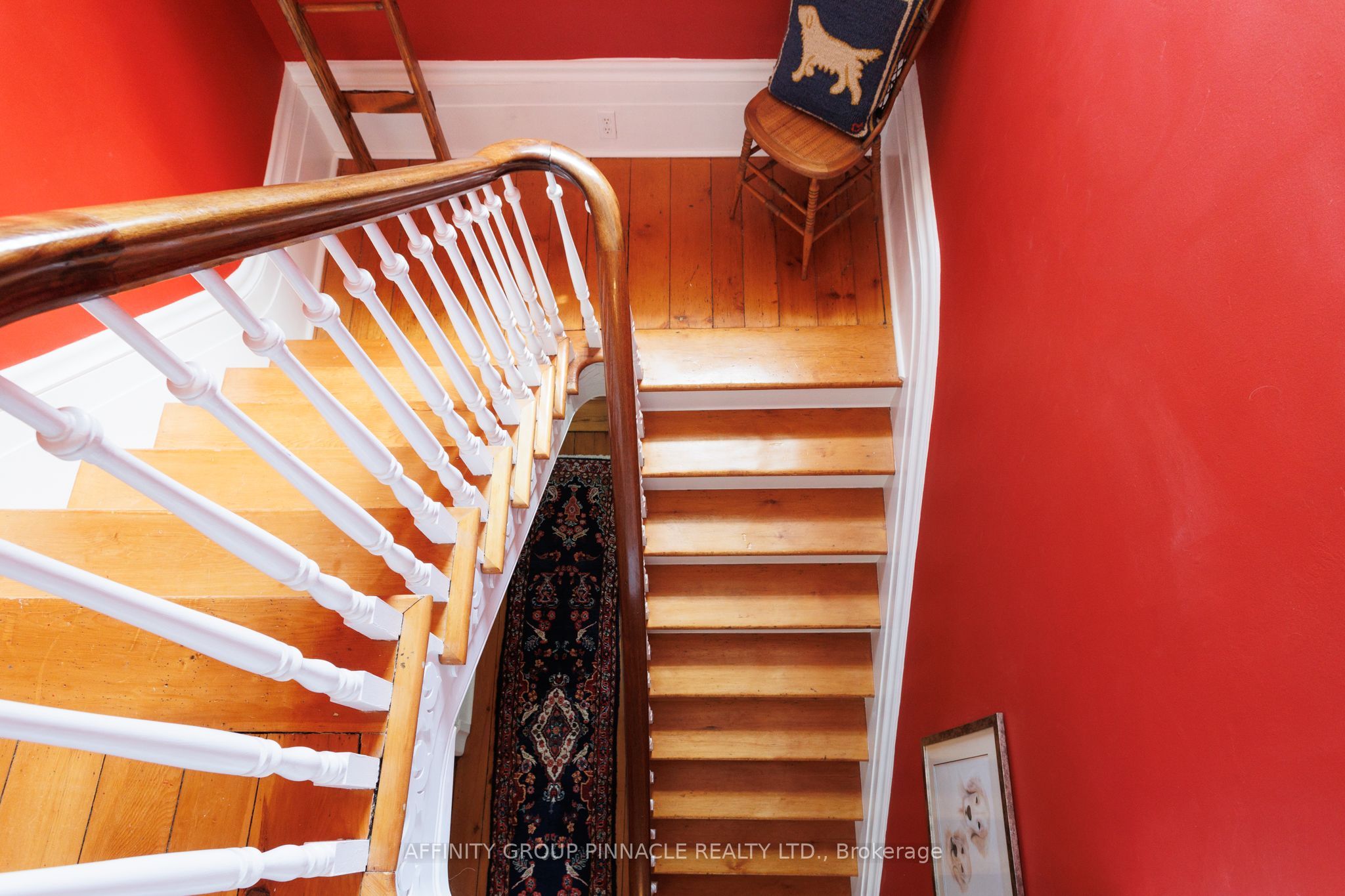 145 King Street Property Photo 32