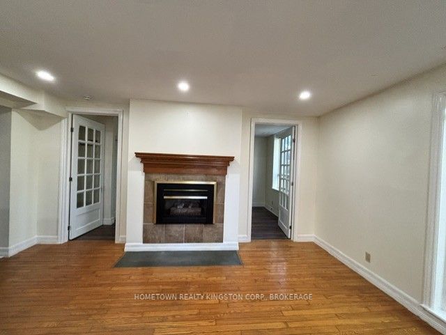 970 Killarney Crescent Property Photo 11