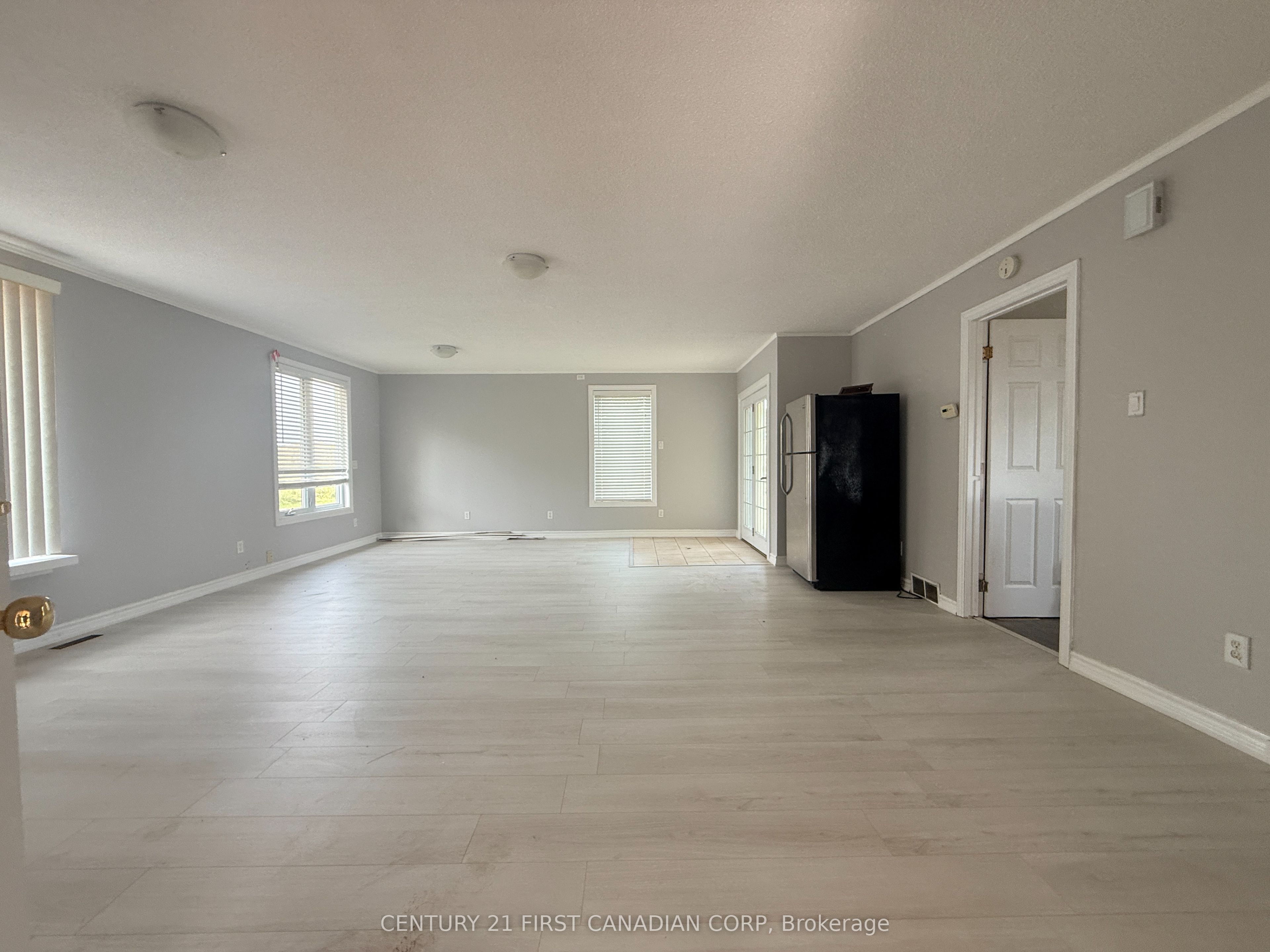 1577 Colborne Street E Property Photo 8