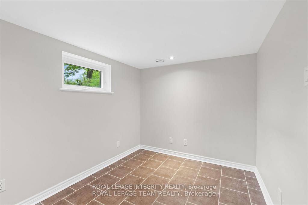 80 St Claire Avenue Property Photo 18