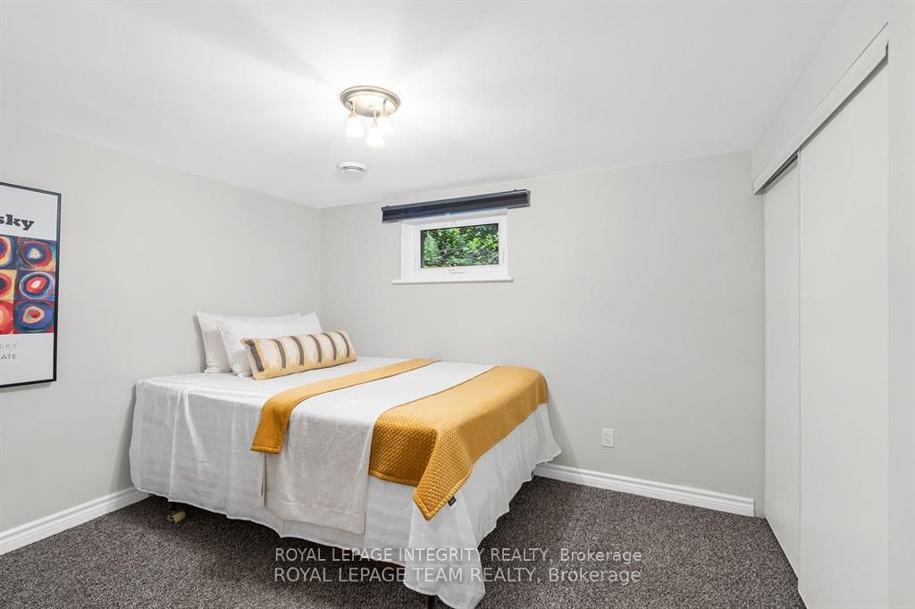 80 St Claire Avenue Property Photo 19