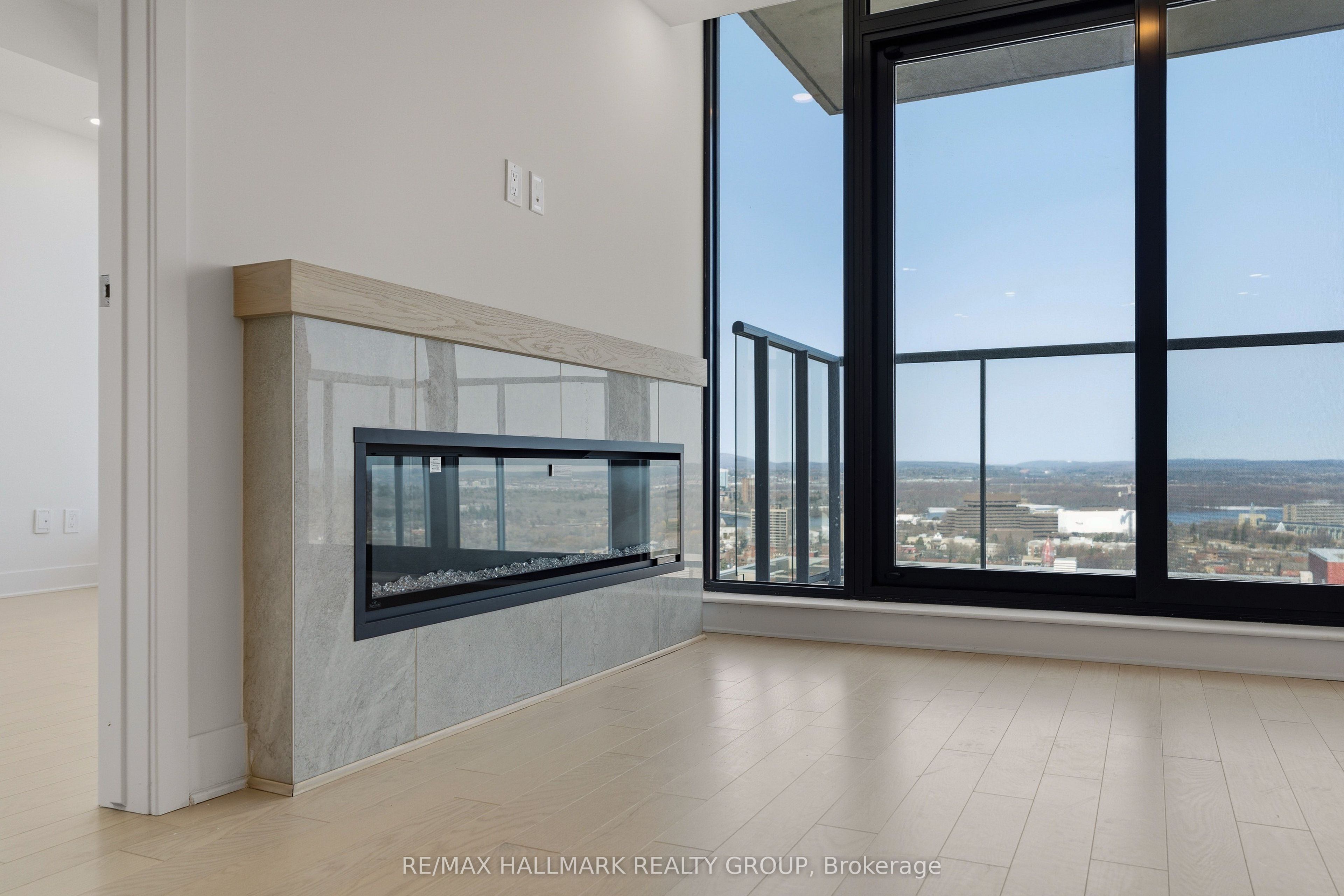 180 George Street 2503 Property Photo 3