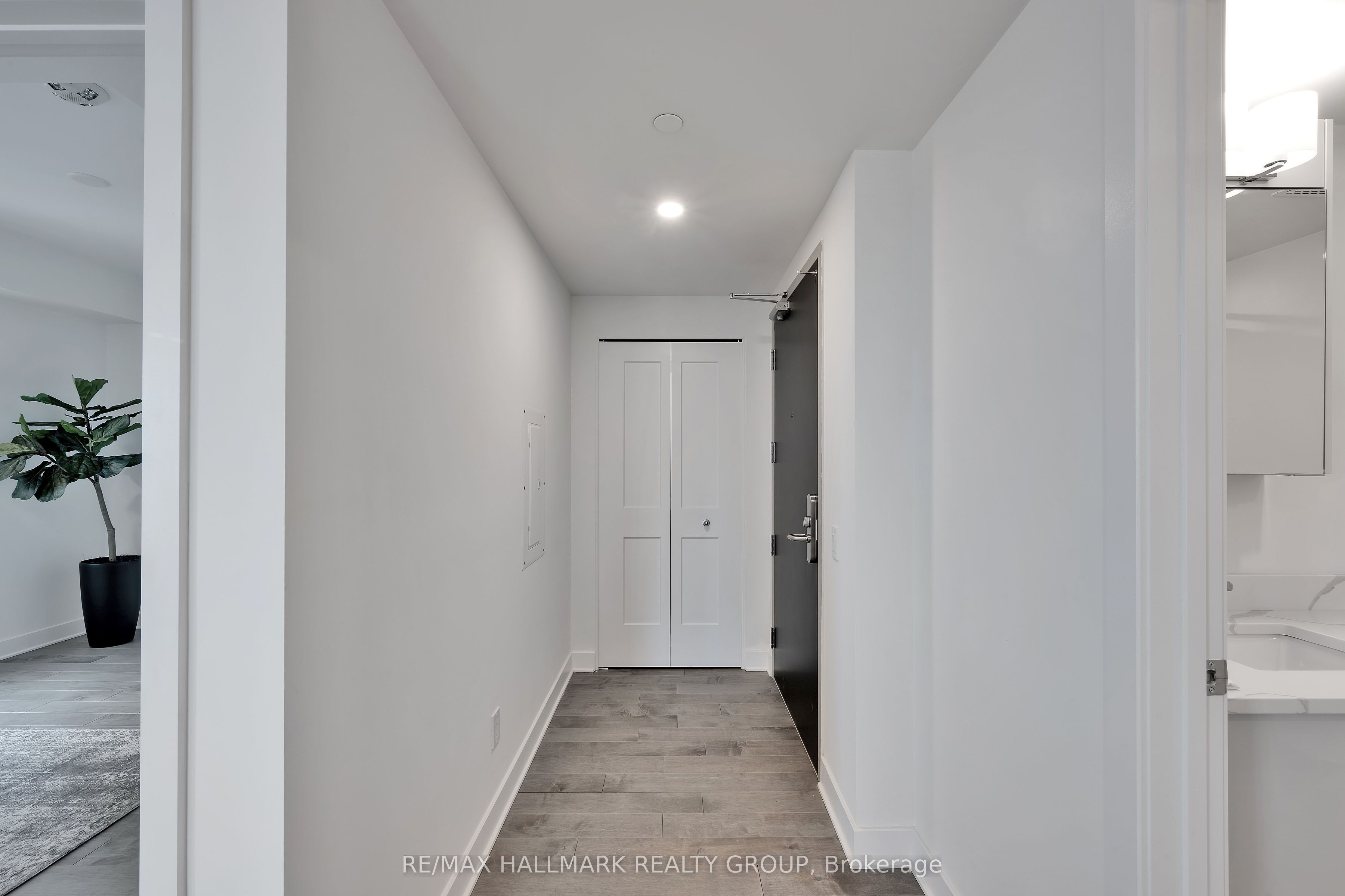 180 George Street 1407 Property Photo 3