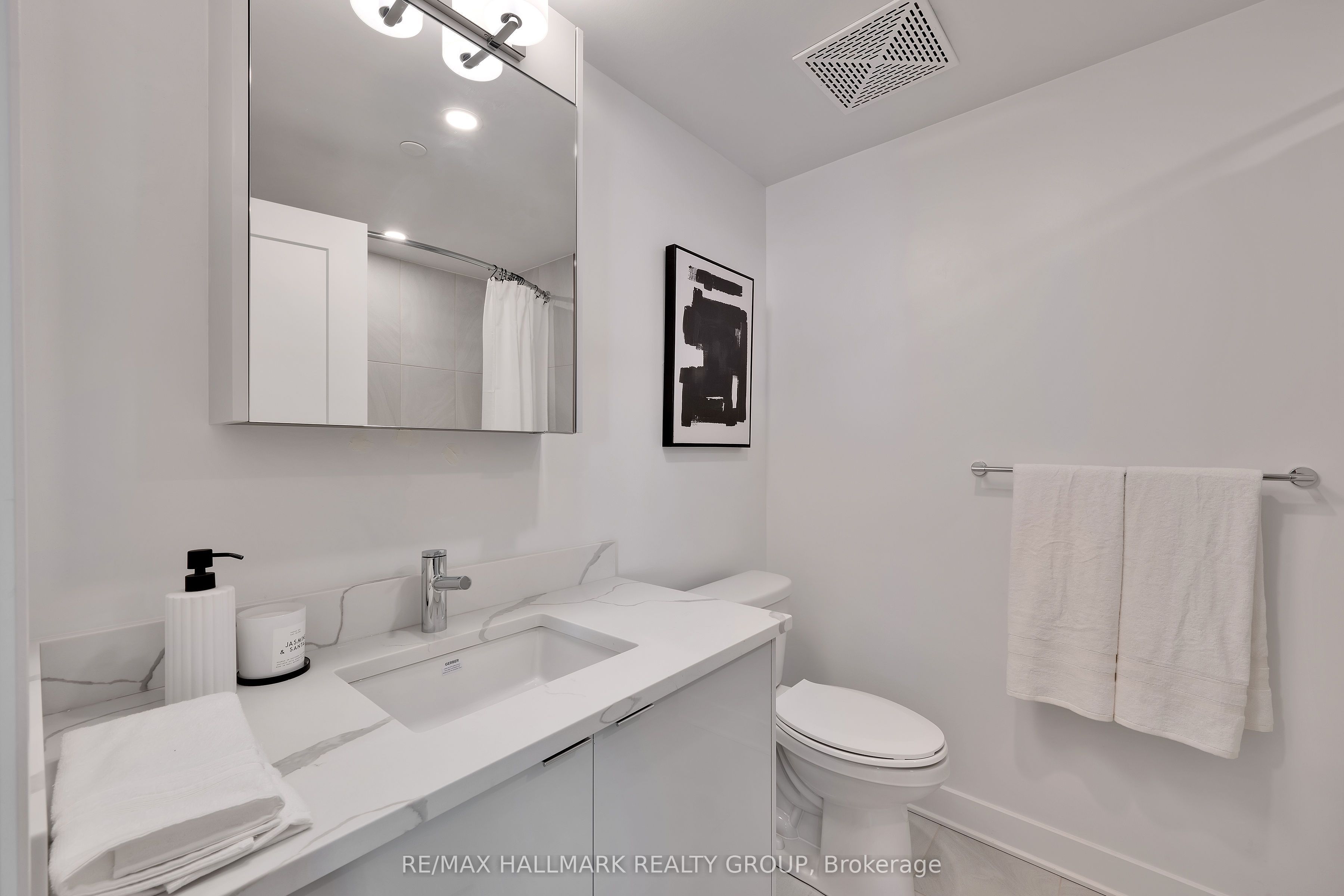 180 George Street 1407 Property Photo 5