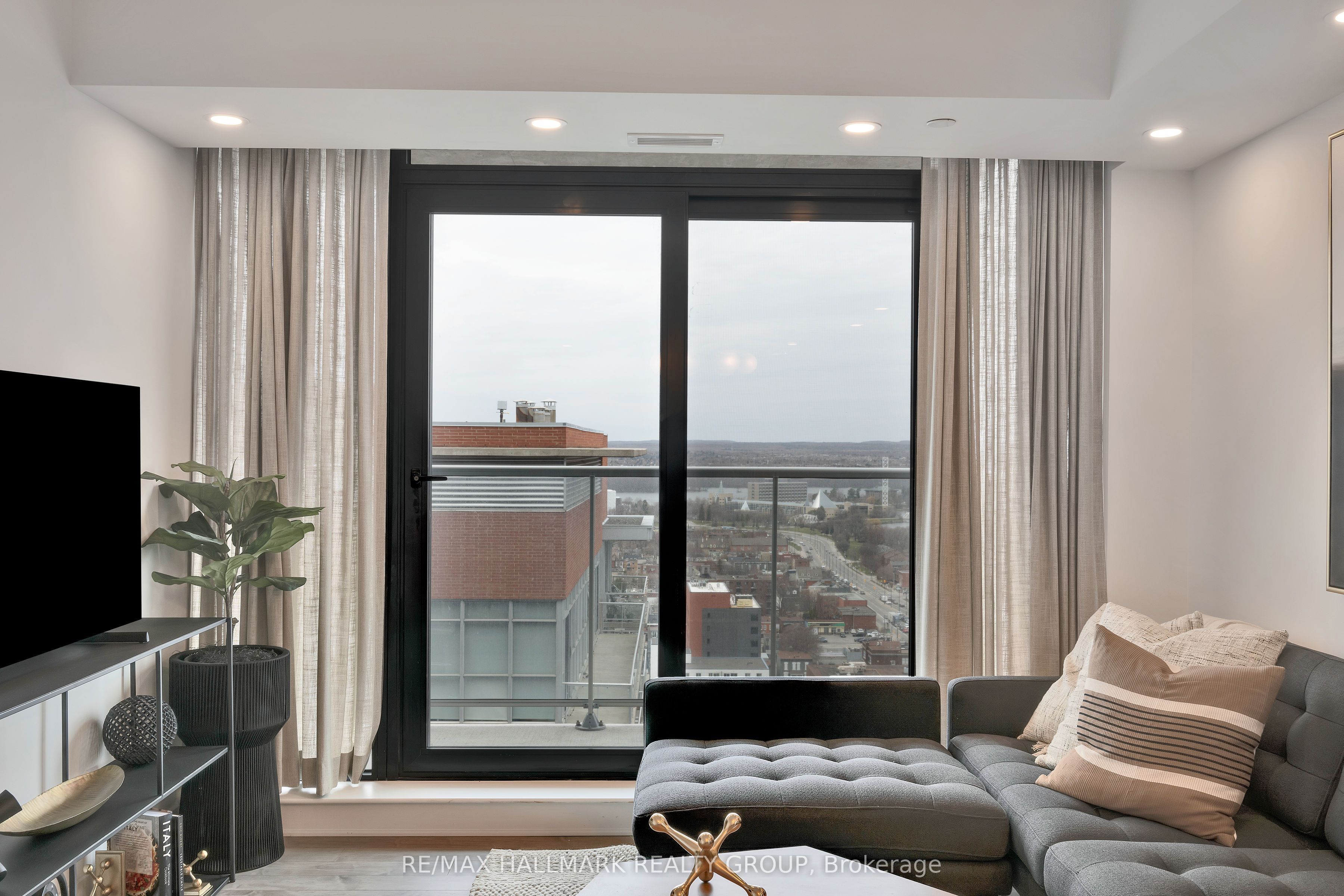 180 George Street 1407 Property Photo 18