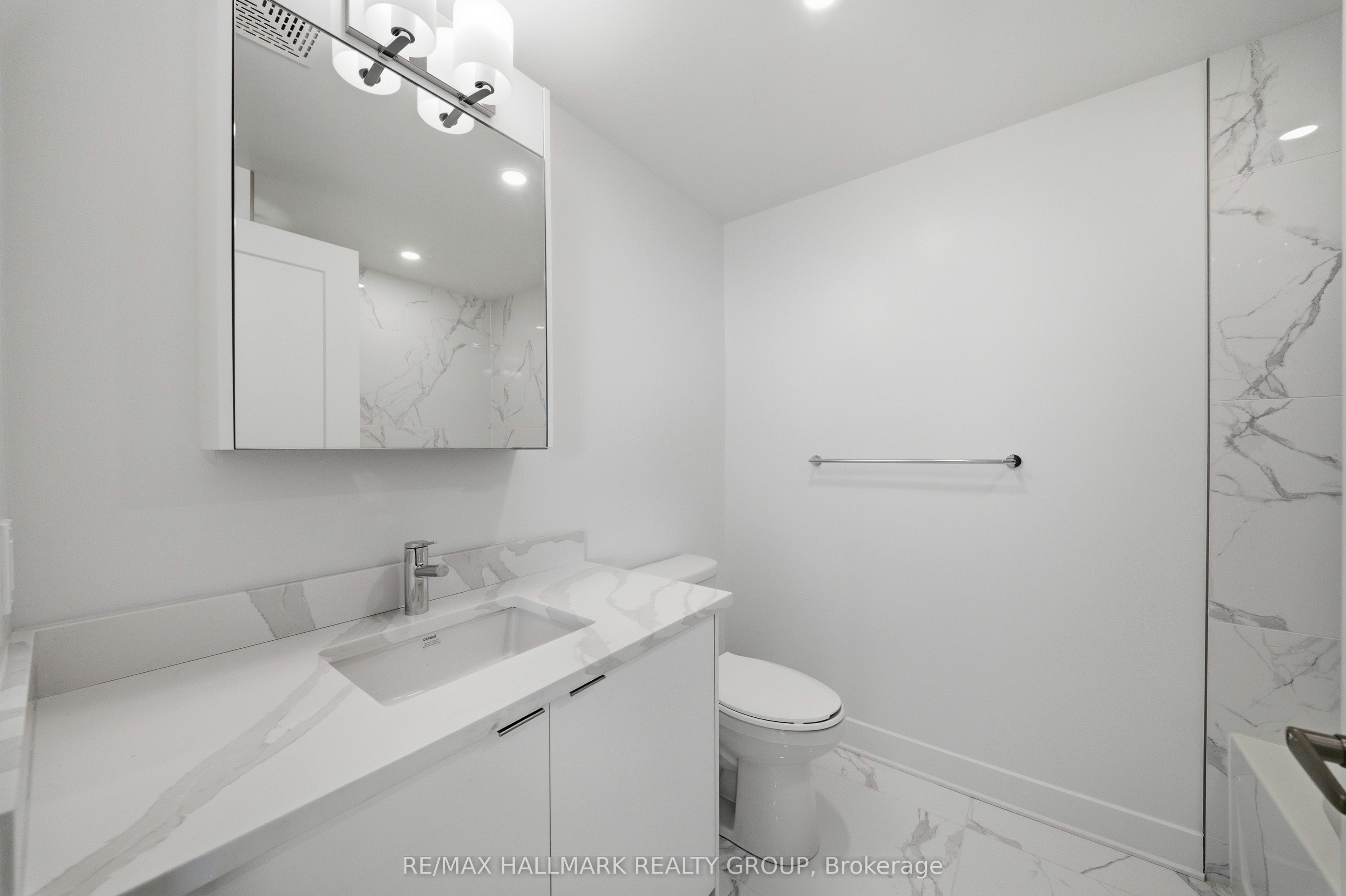 180 George Street 1407 Property Photo 30