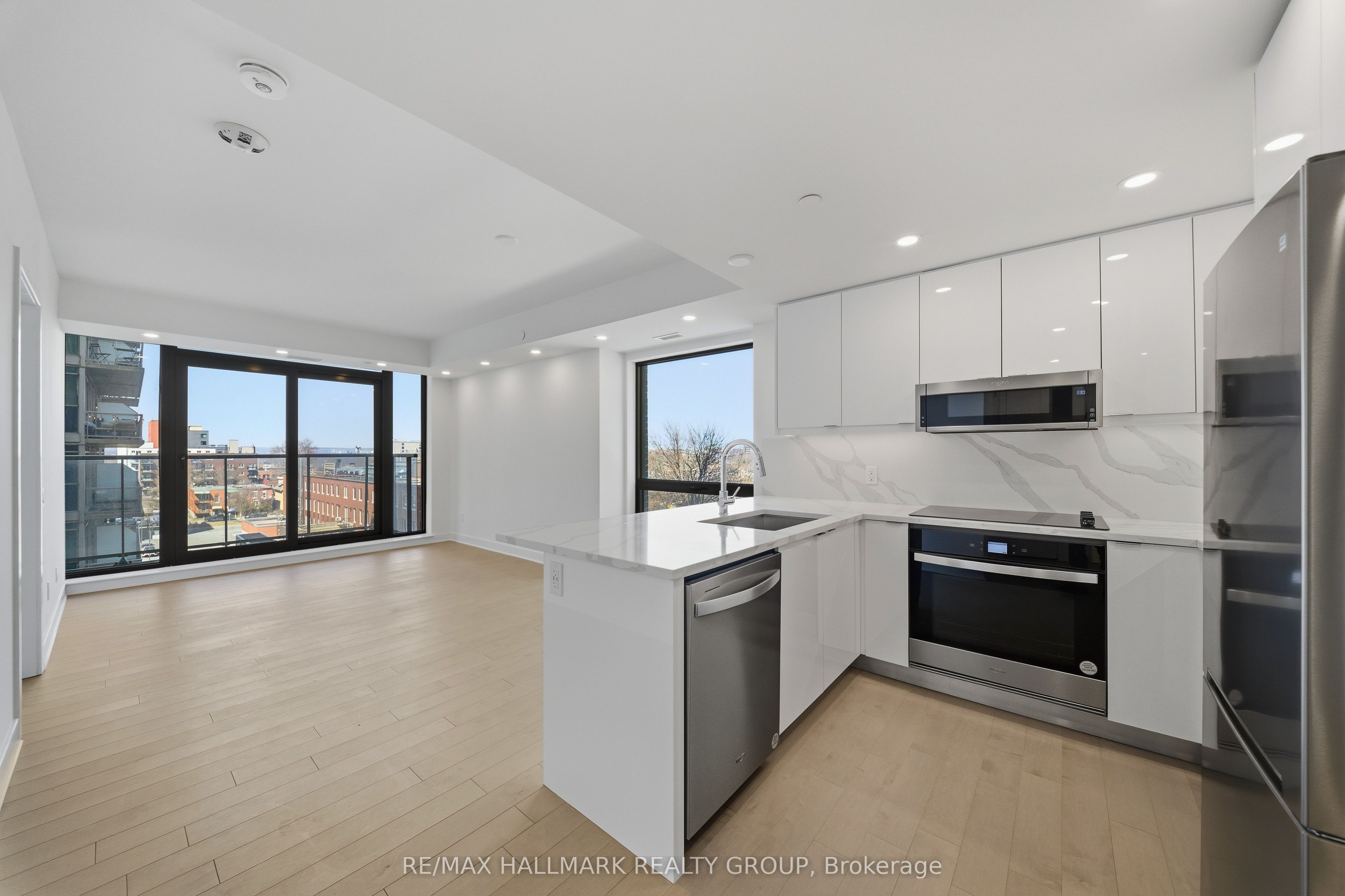 180 George Street 1407 Property Photo 32