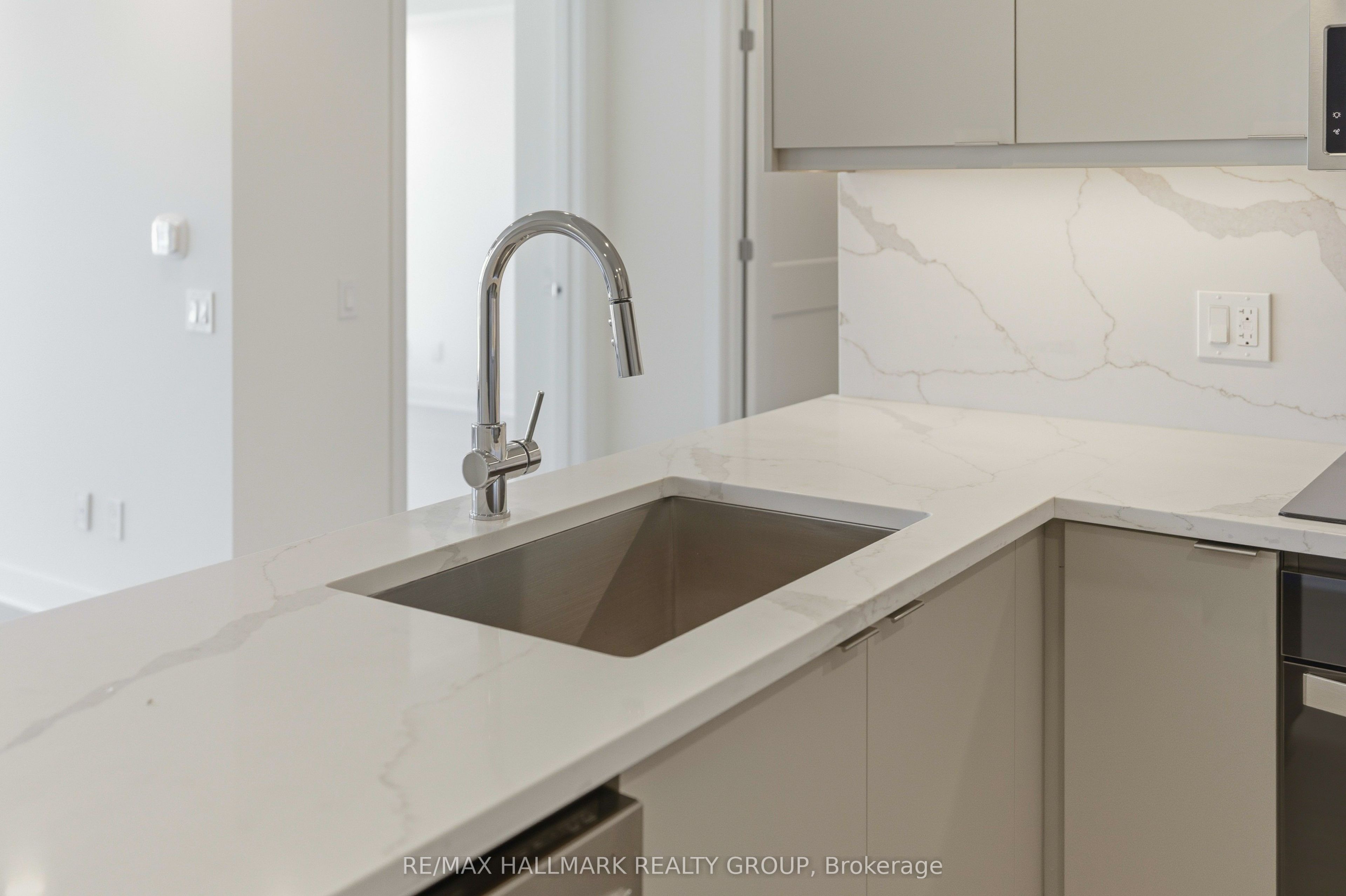180 George Street 2603 Property Photo 7