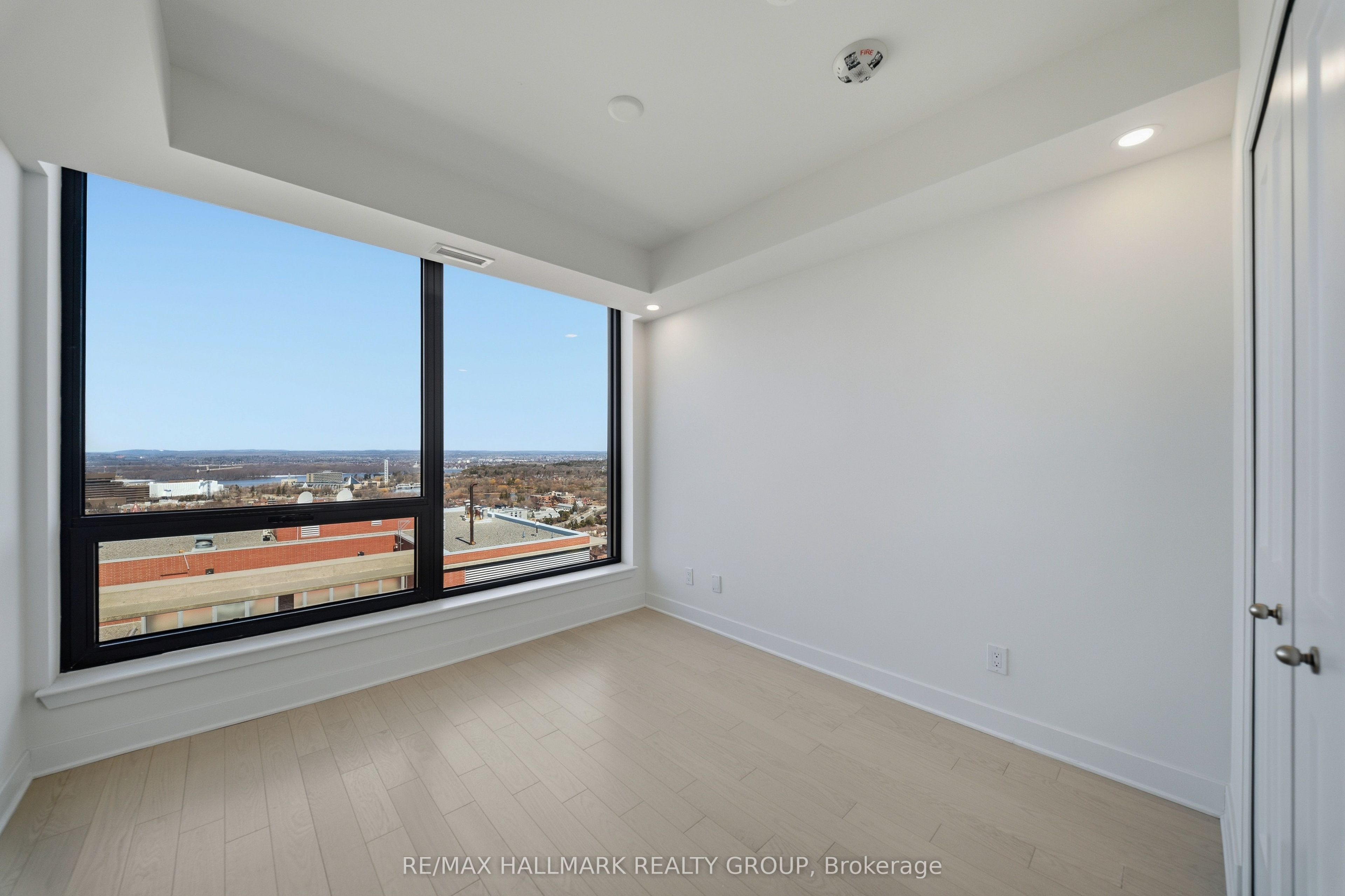 180 George Street 2603 Property Photo 18
