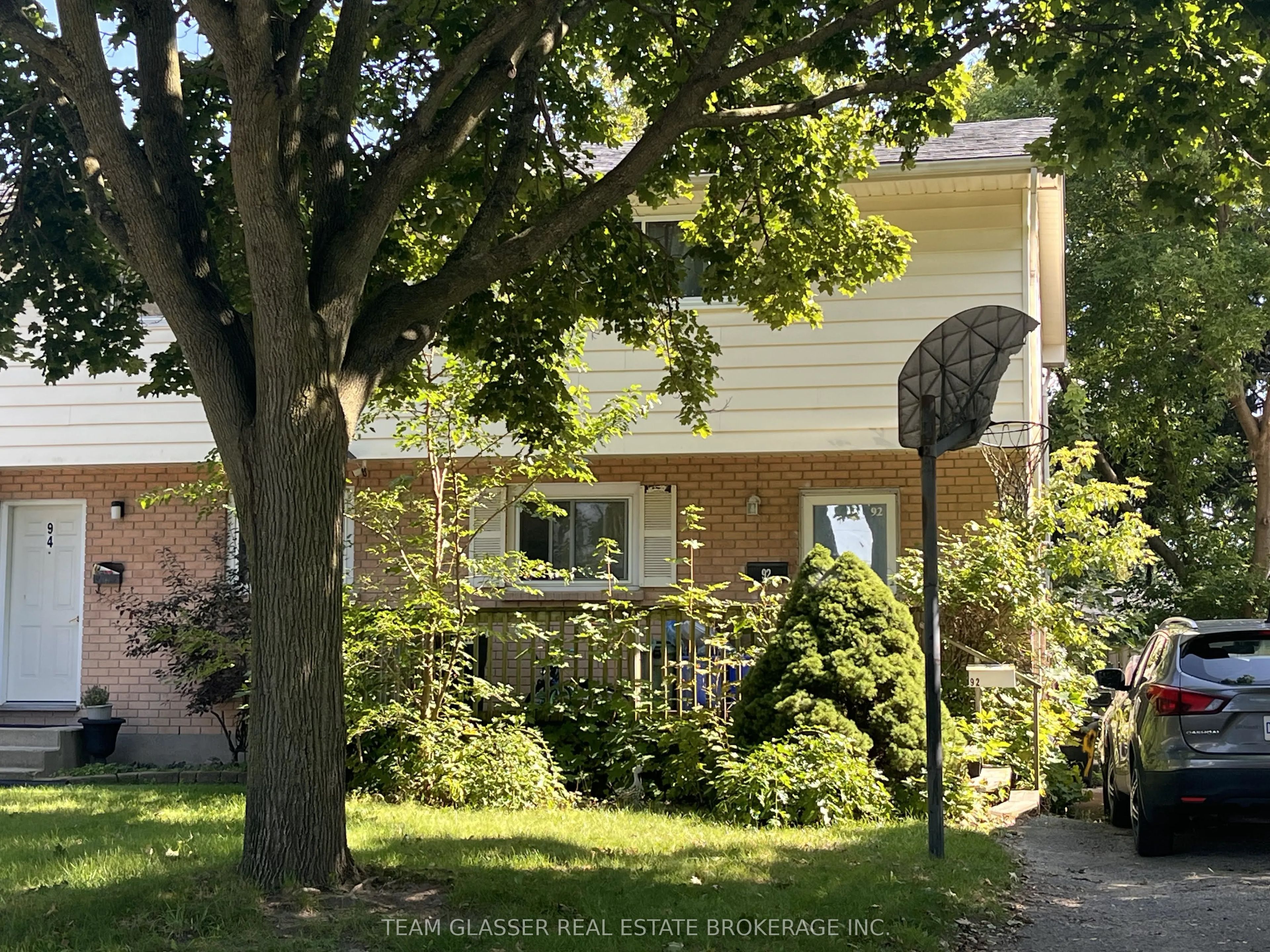92 Cartier Road Property Photo 1