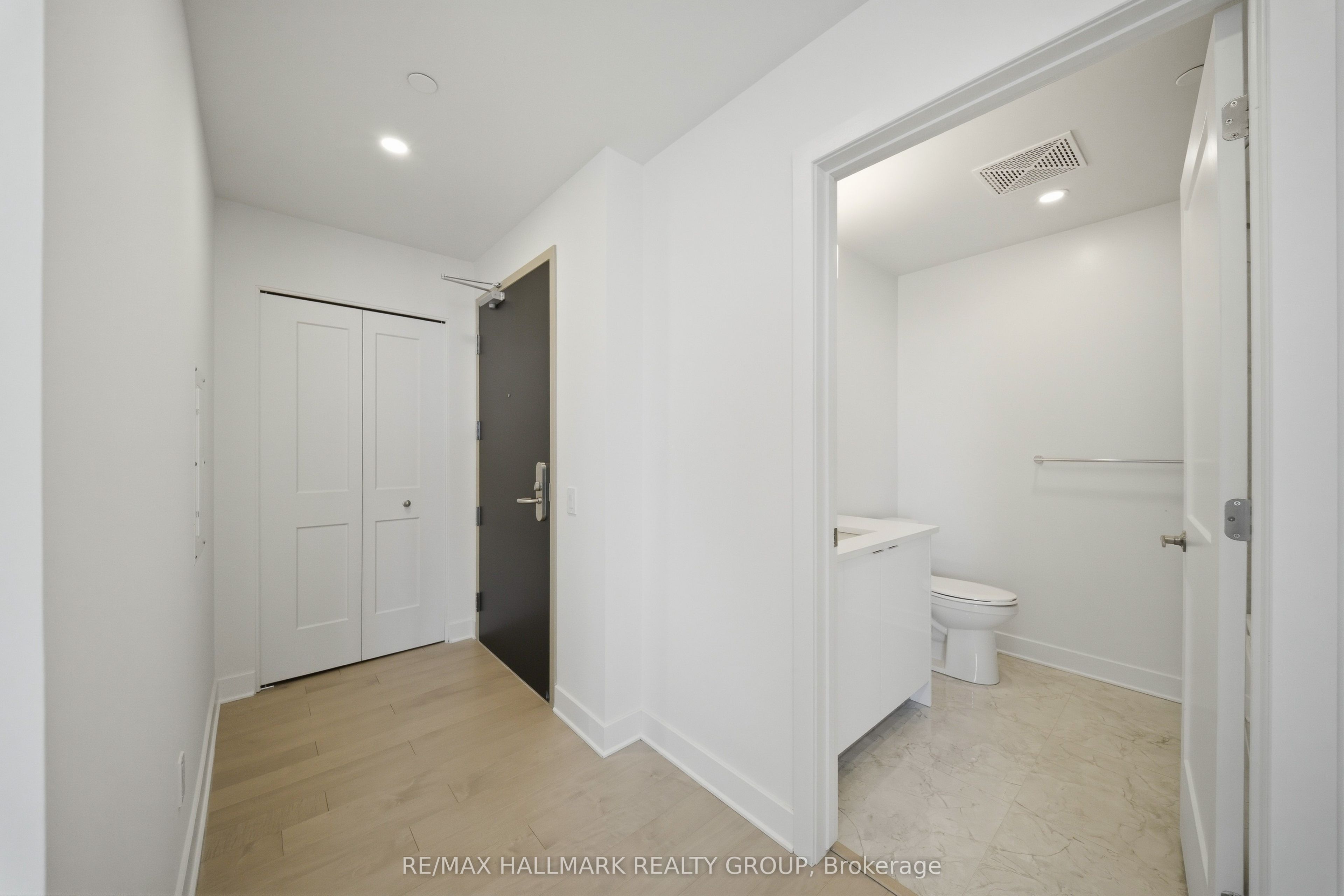 180 George Street 2605 Property Photo 3