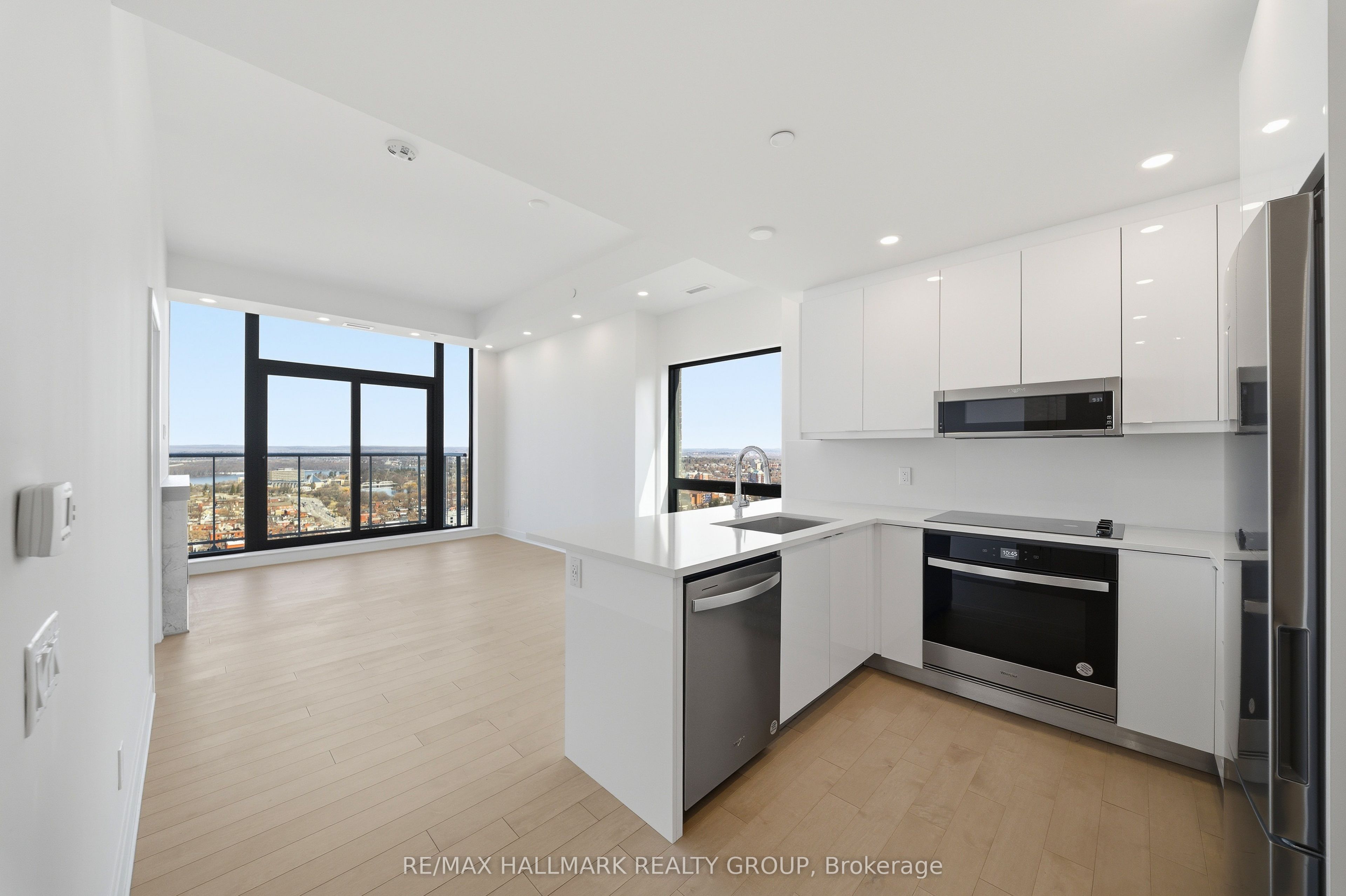180 George Street 2605 Property Photo 6