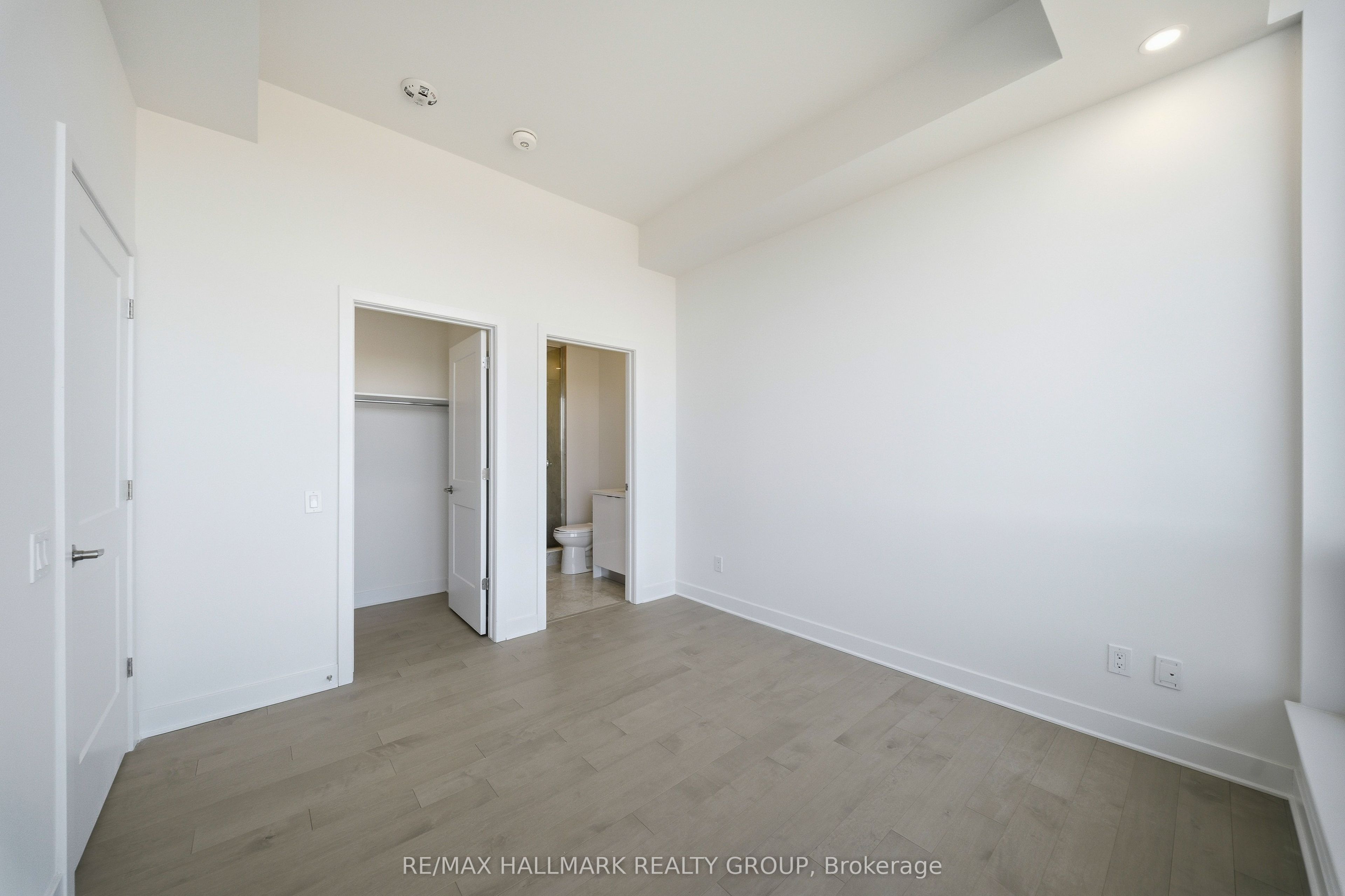 180 George Street 2605 Property Photo 17