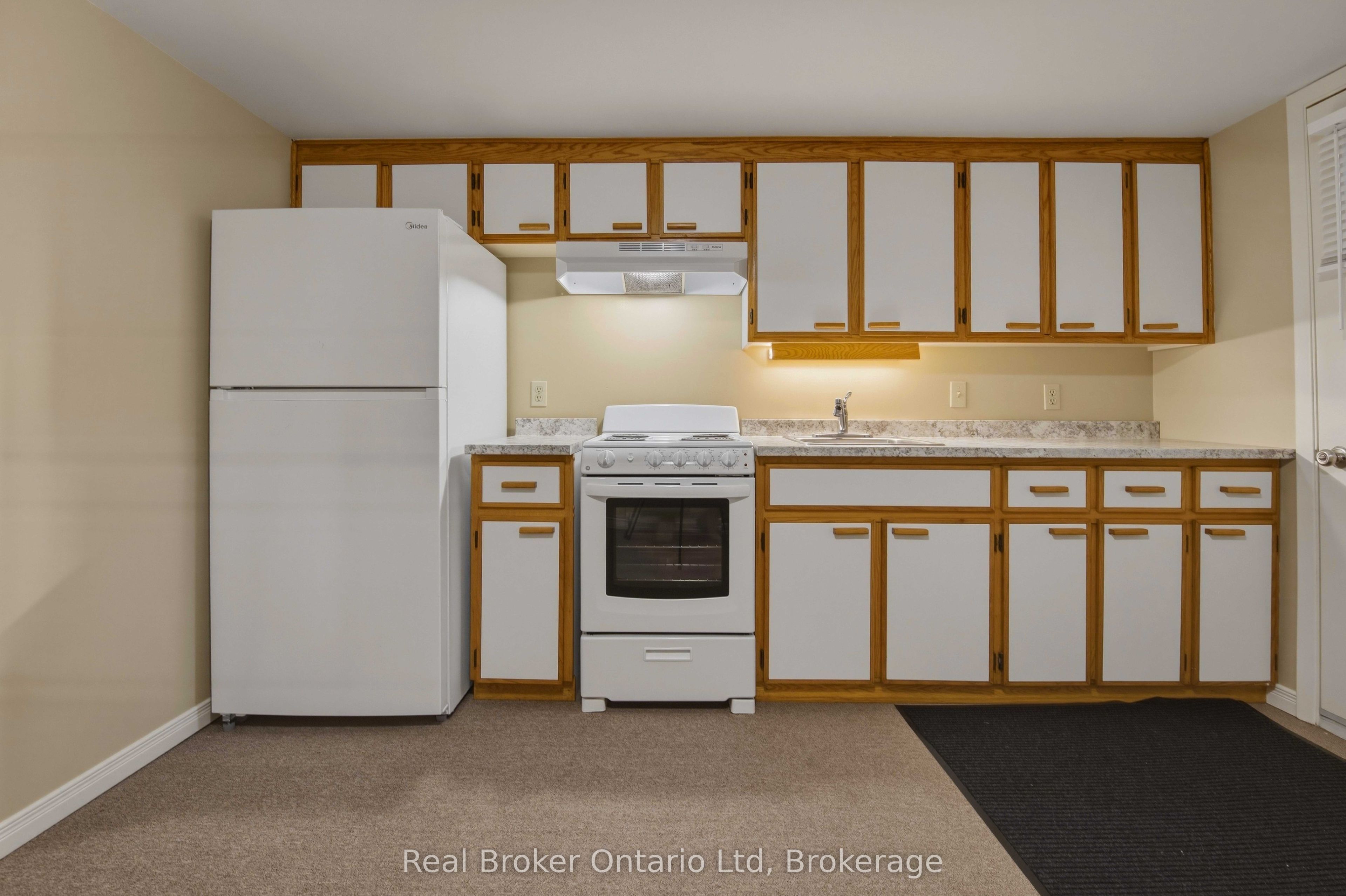 940 5th Avenue E Property Photo 7