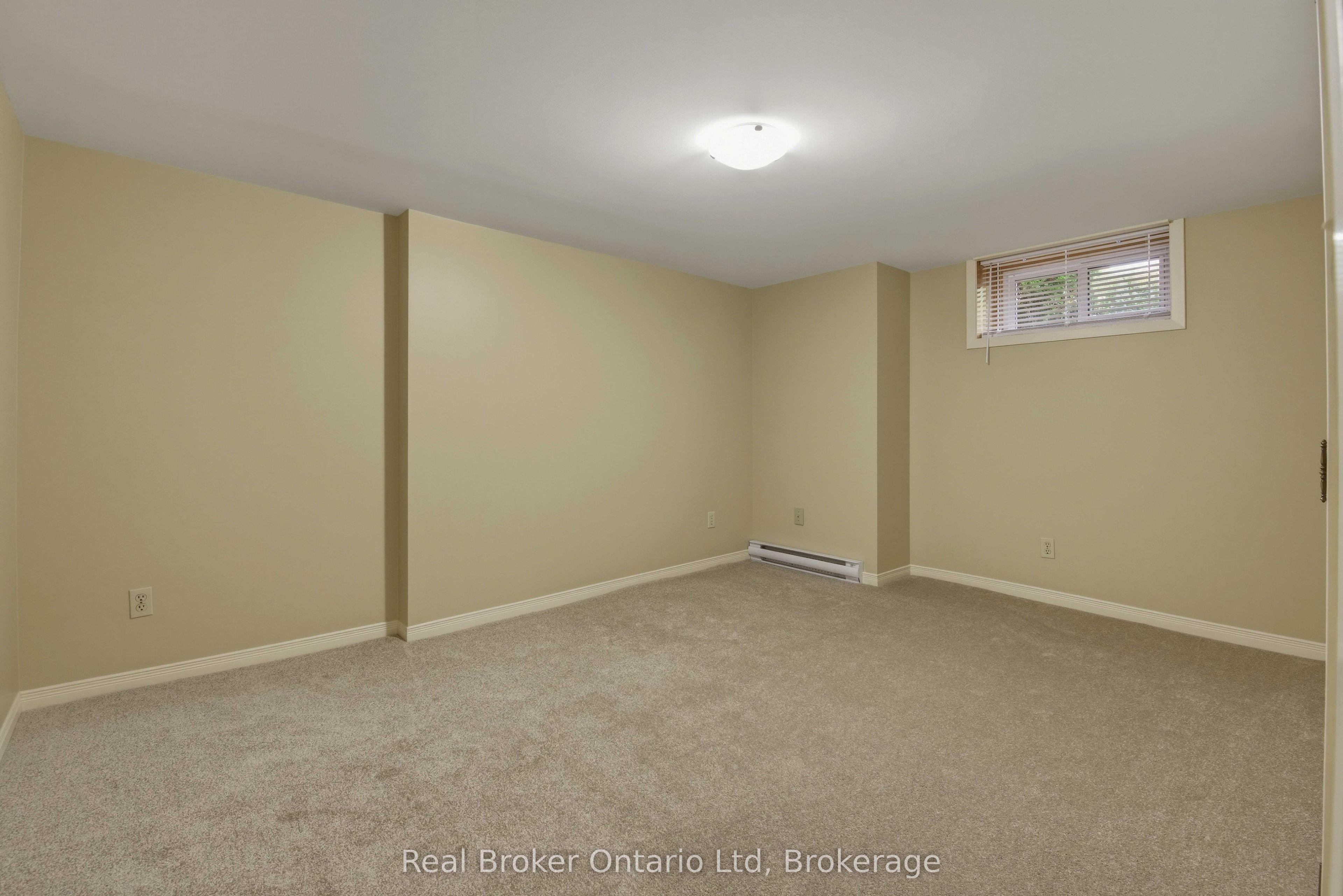 940 5th Avenue E Property Photo 15