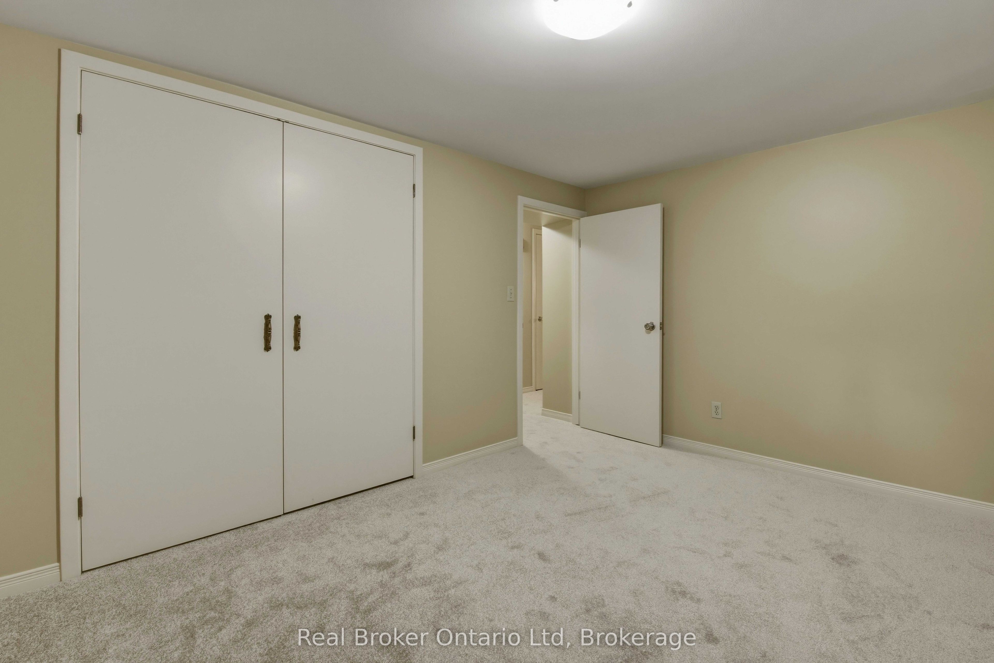 940 5th Avenue E Property Photo 17