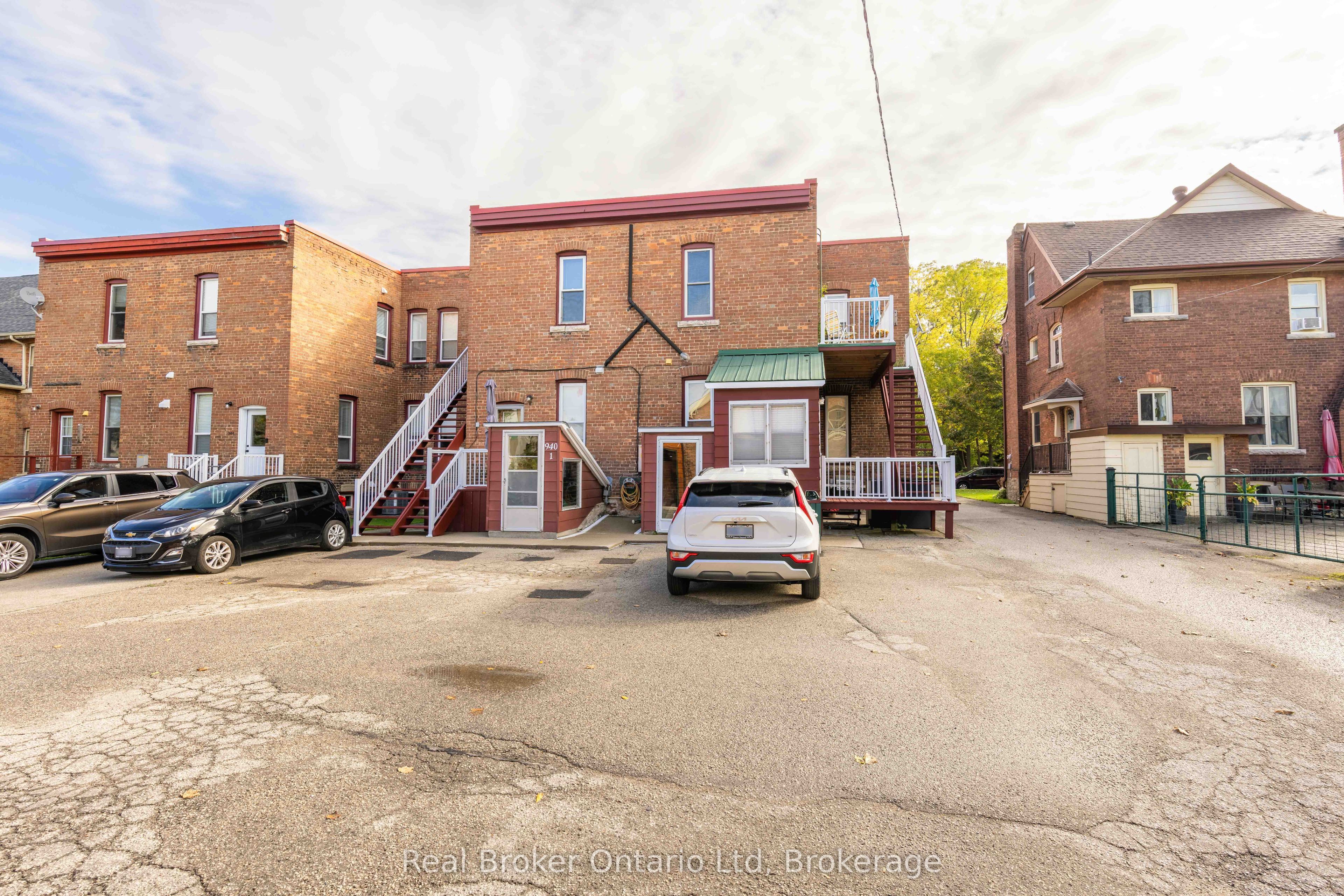 940 5th Avenue E Property Photo 20