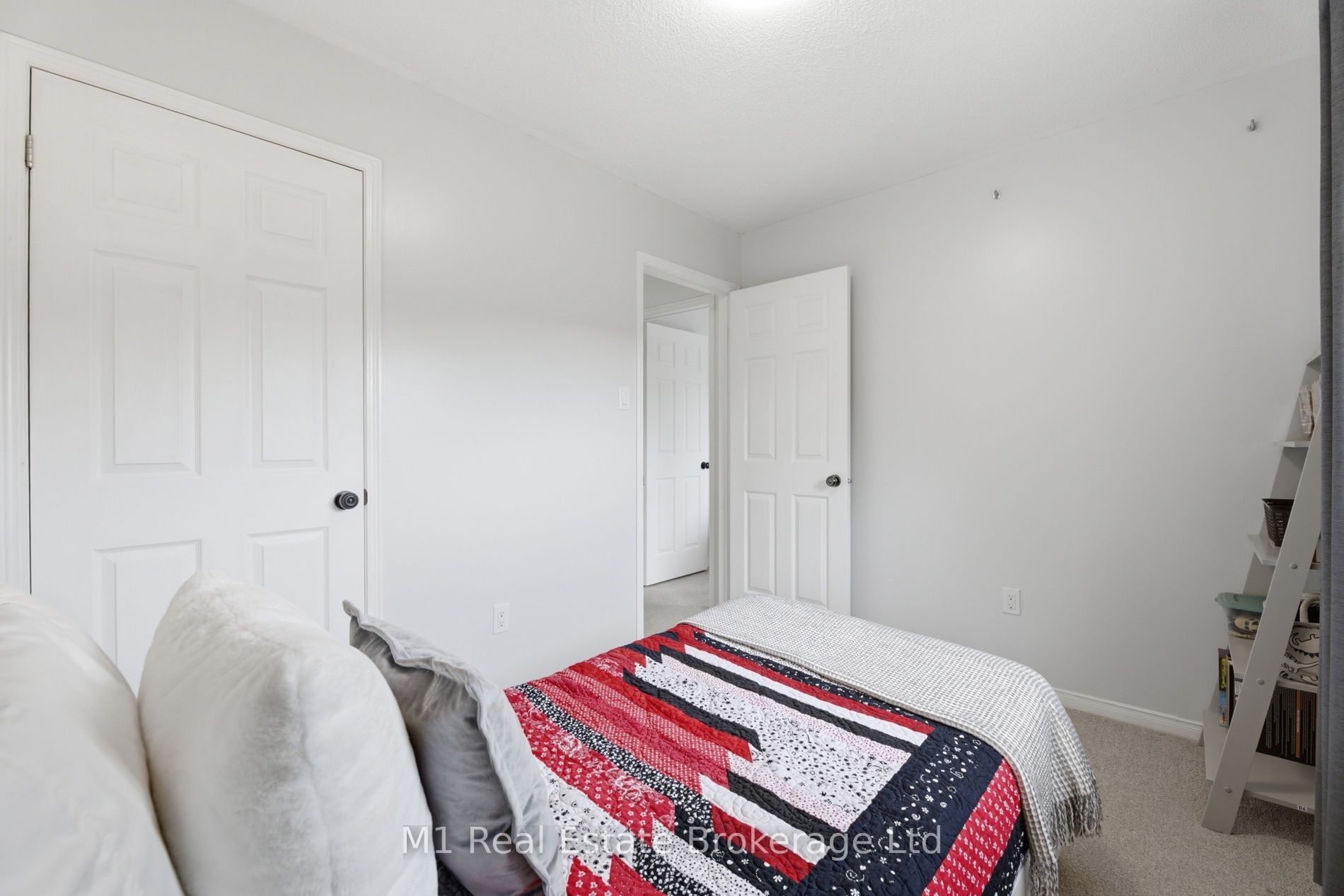 308 Daniel Crescent Property Photo 24
