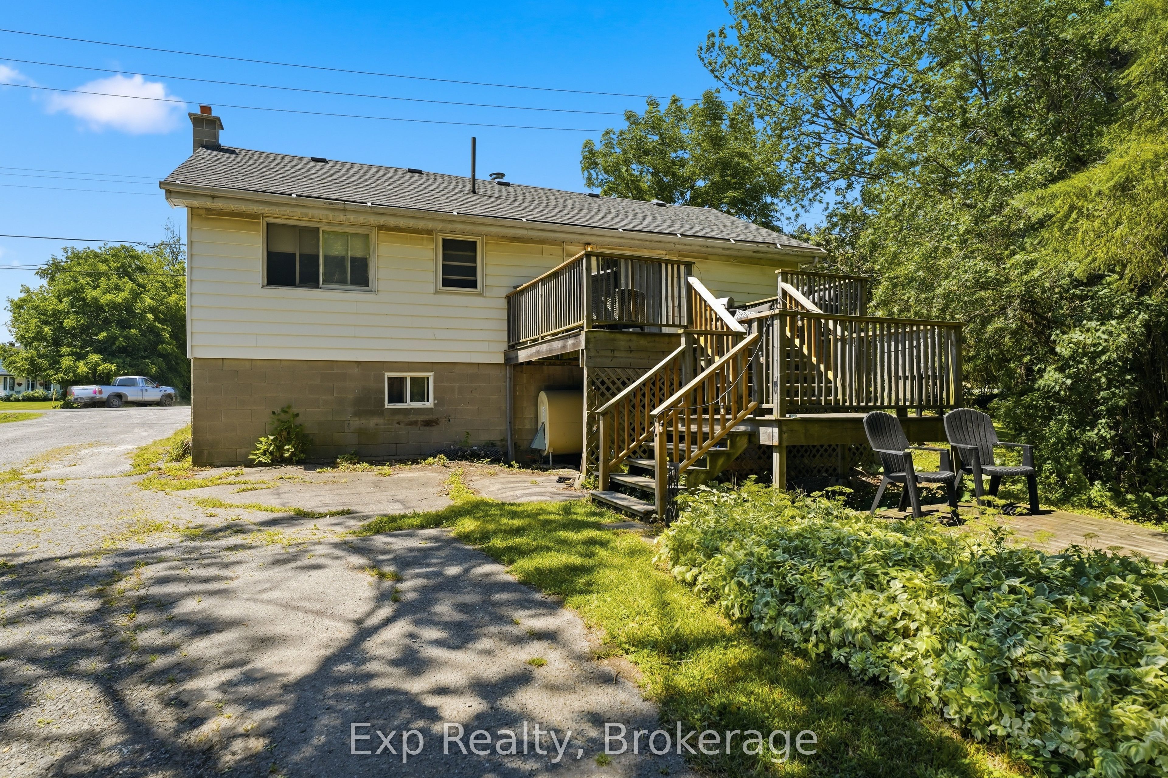 650 County Road 5 Property Photo 28