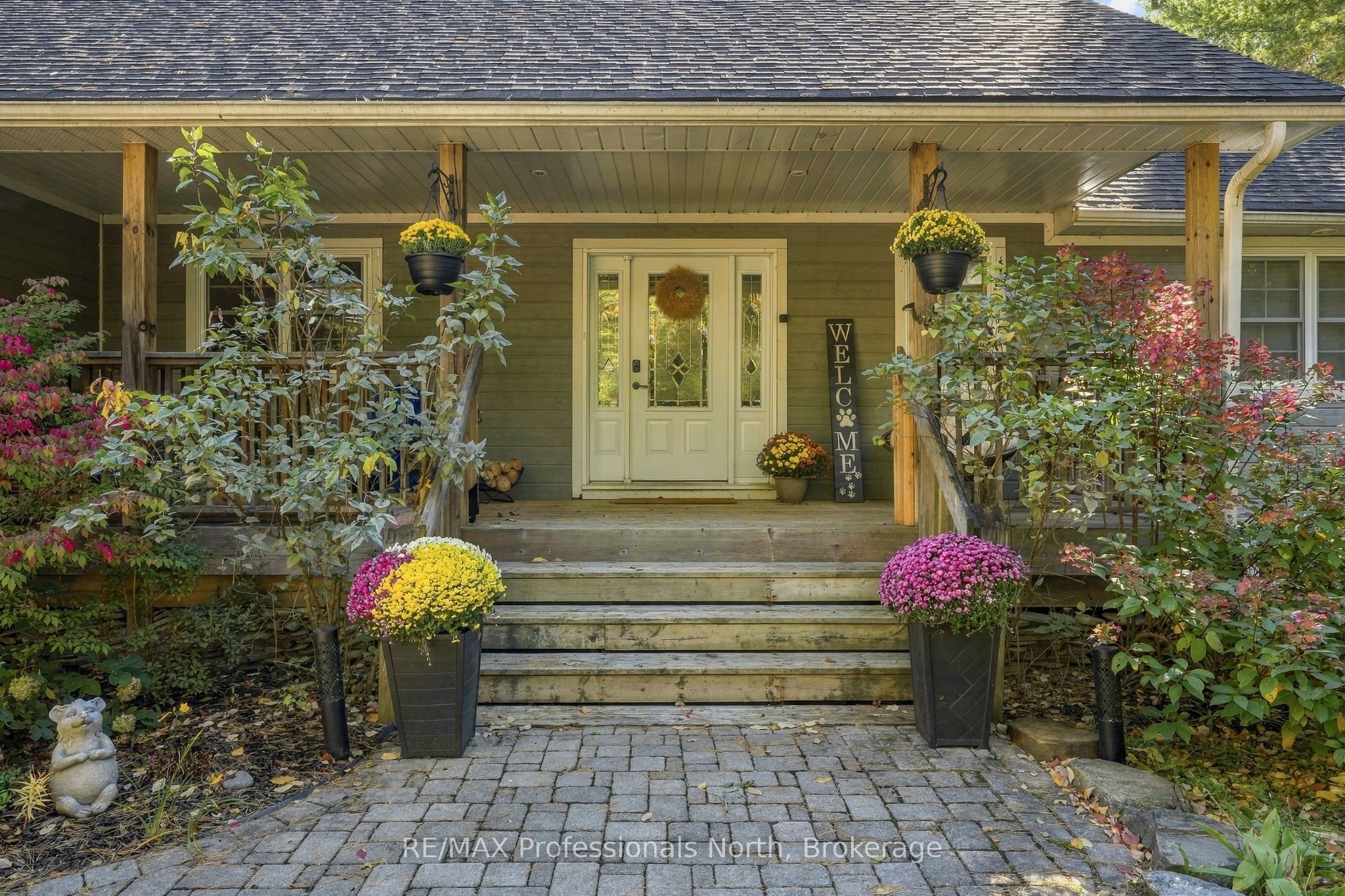 1276 Limberlost Road Property Photo 8