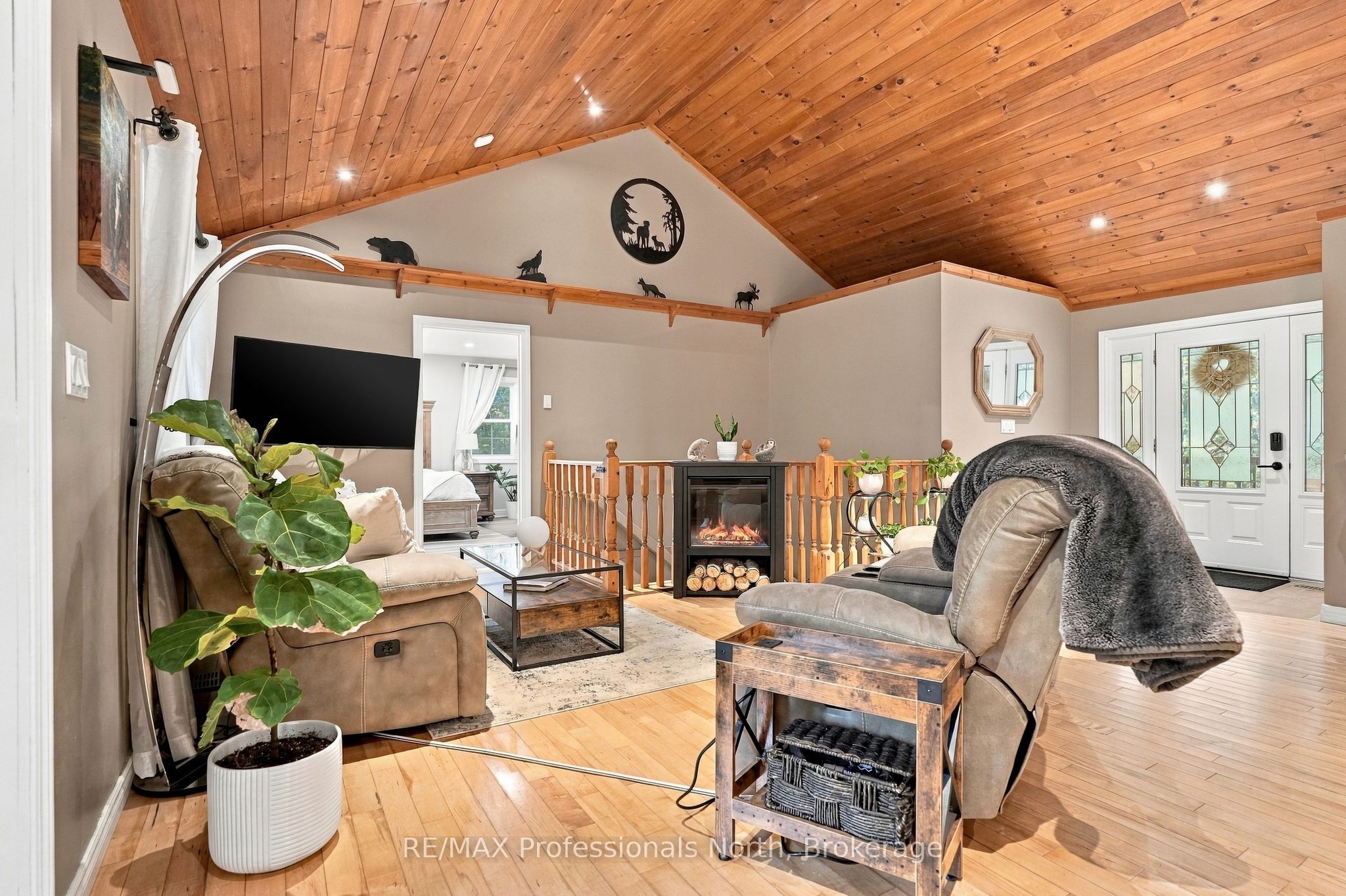 1276 Limberlost Road Property Photo 17