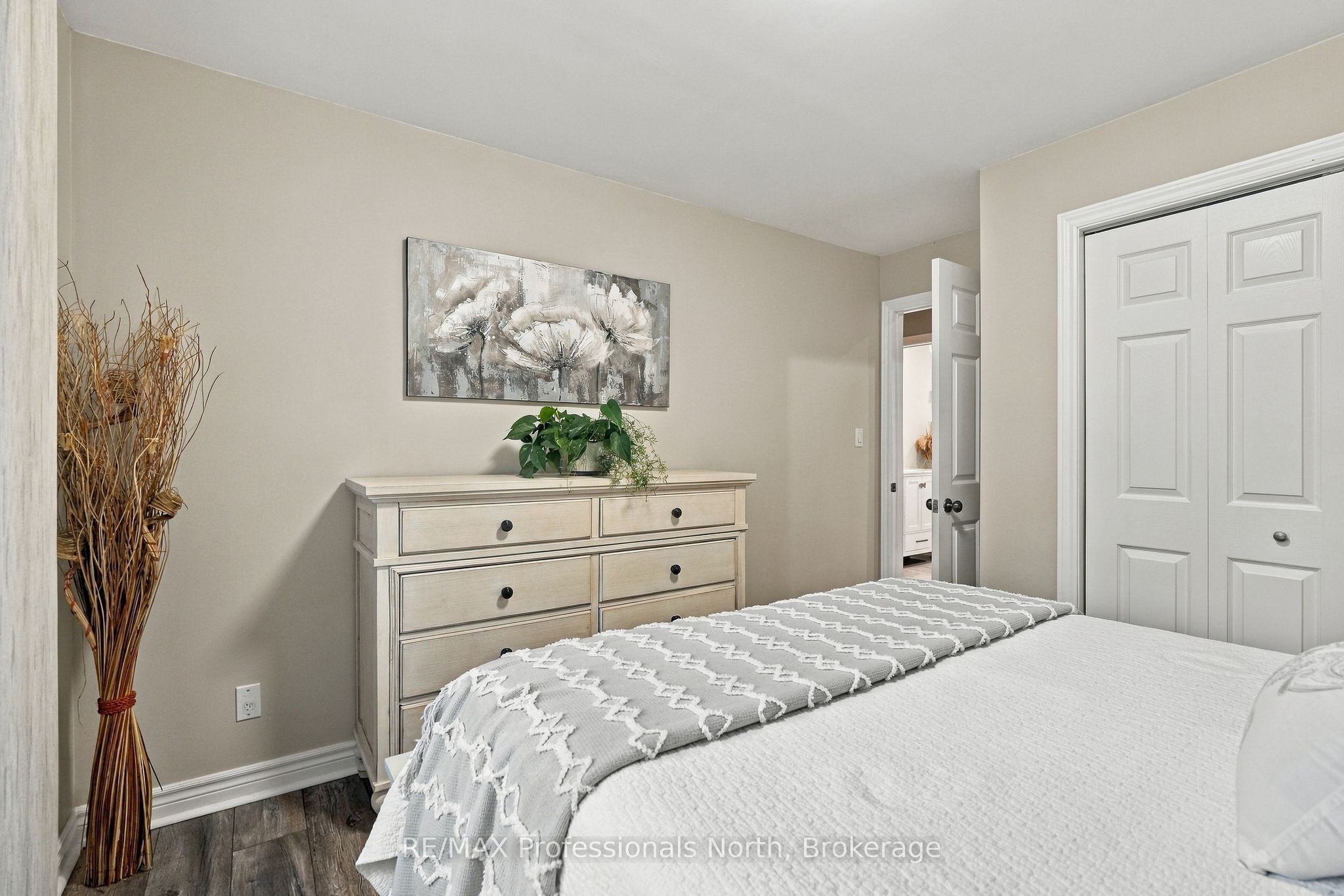1276 Limberlost Road Property Photo 25