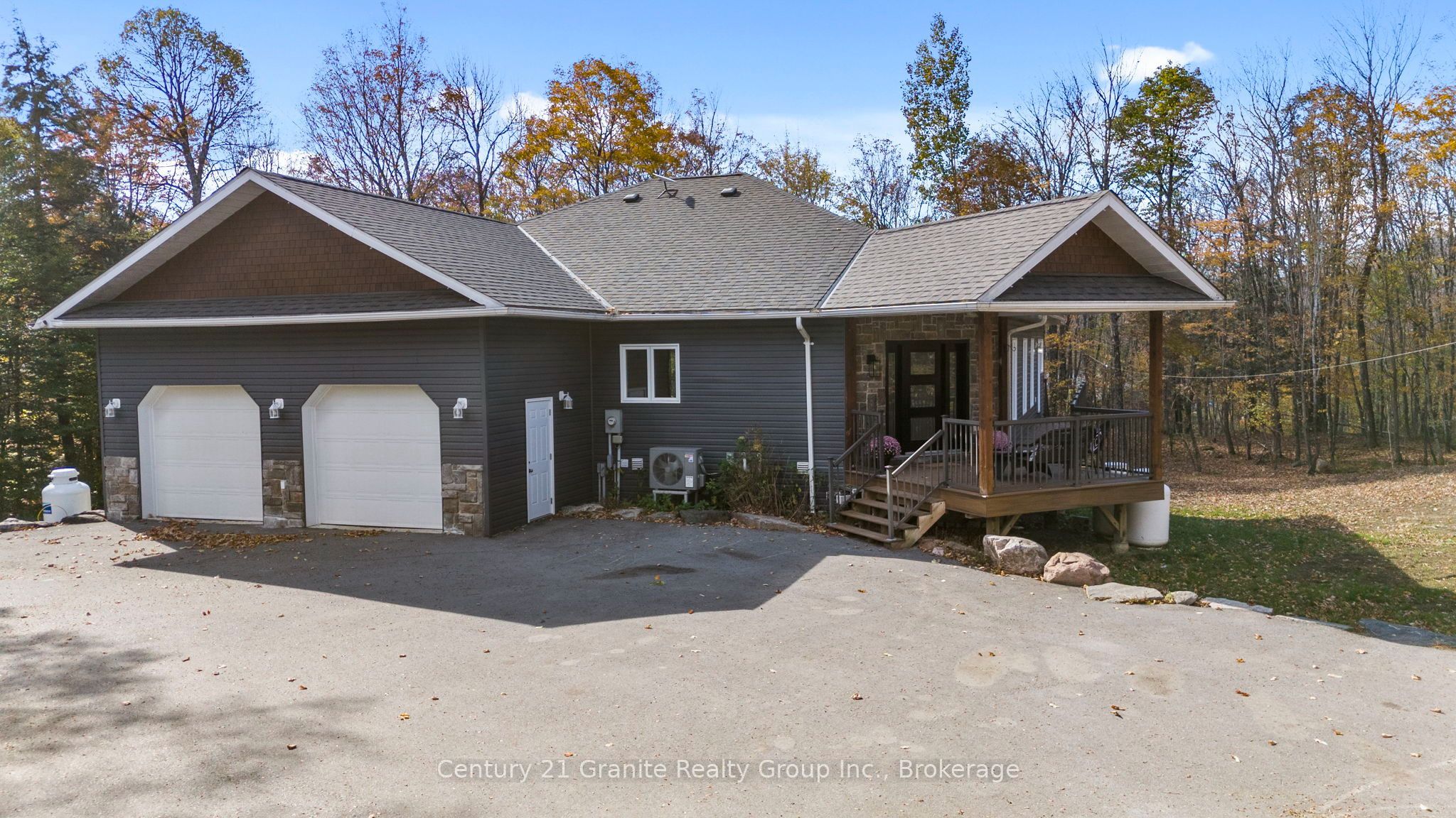 150 College Drive Property Photo 2