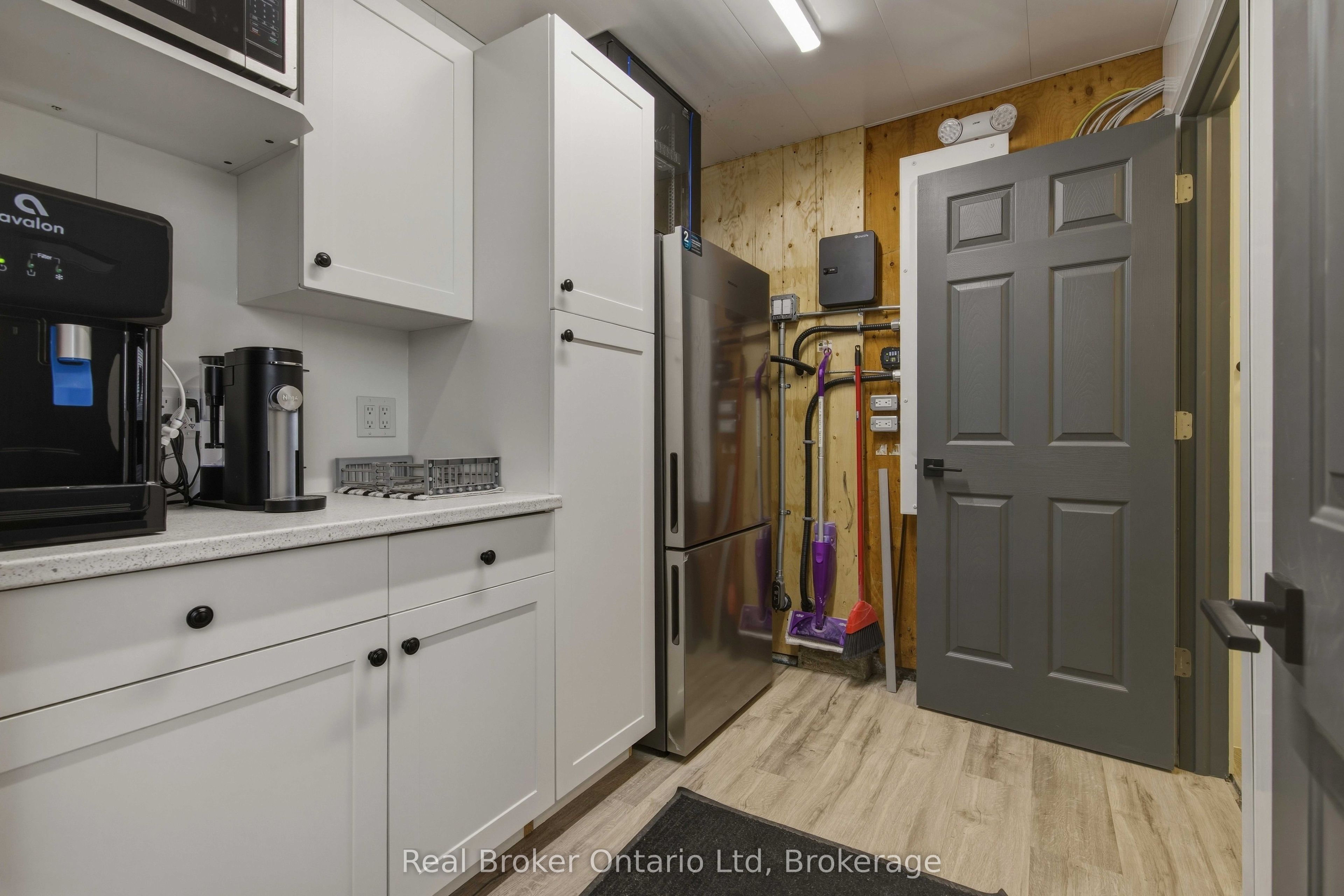 2280 20th Avenue E Property Photo 11