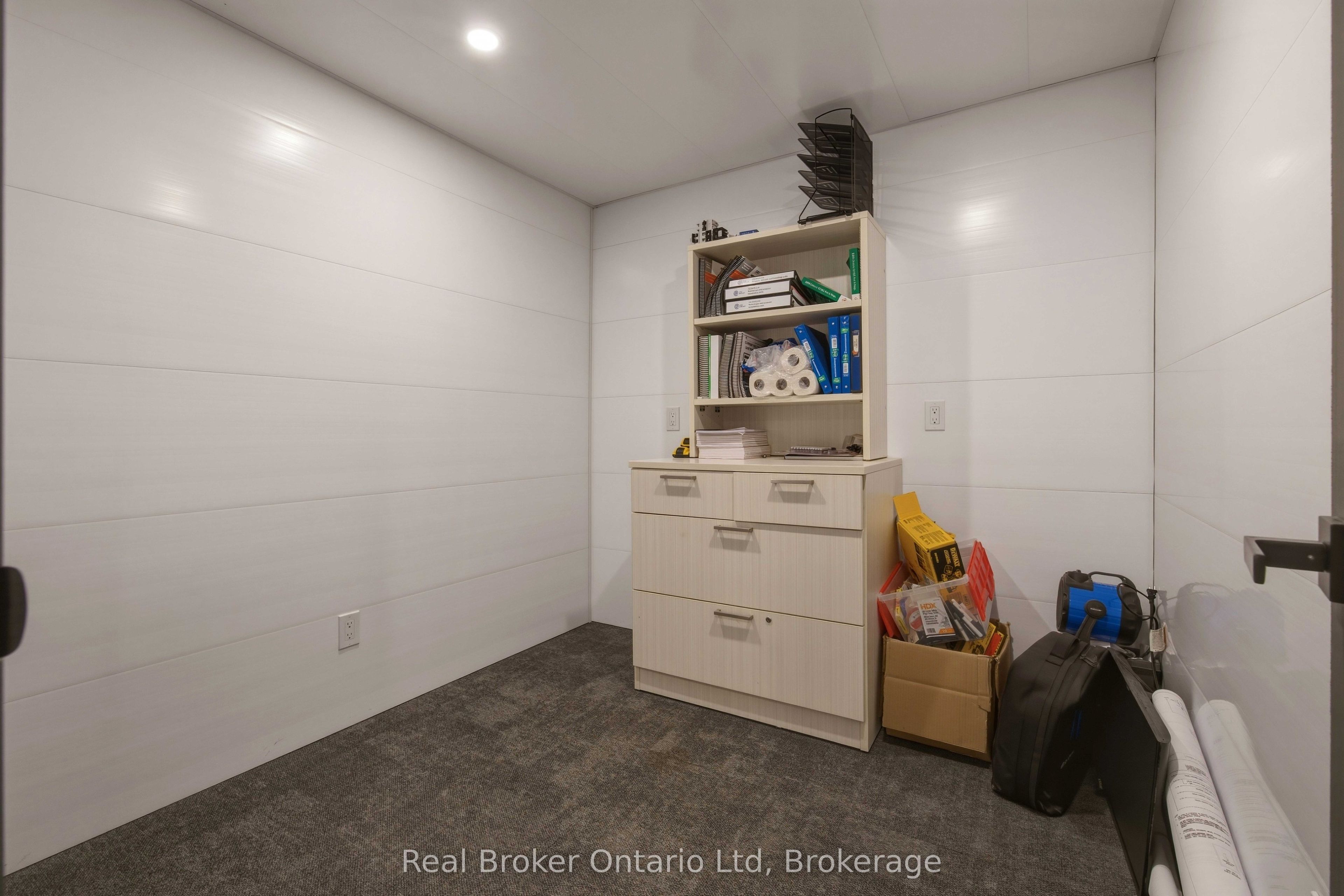 2280 20th Avenue E Property Photo 16