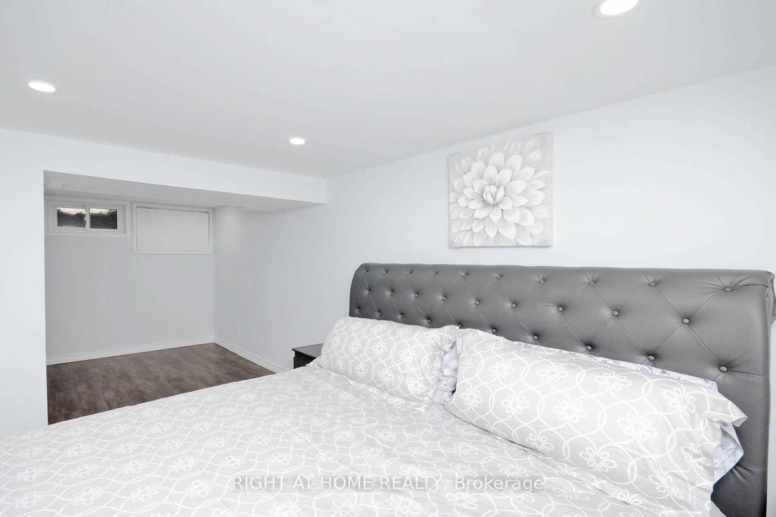 7123 Barto Crescent Property Photo 20