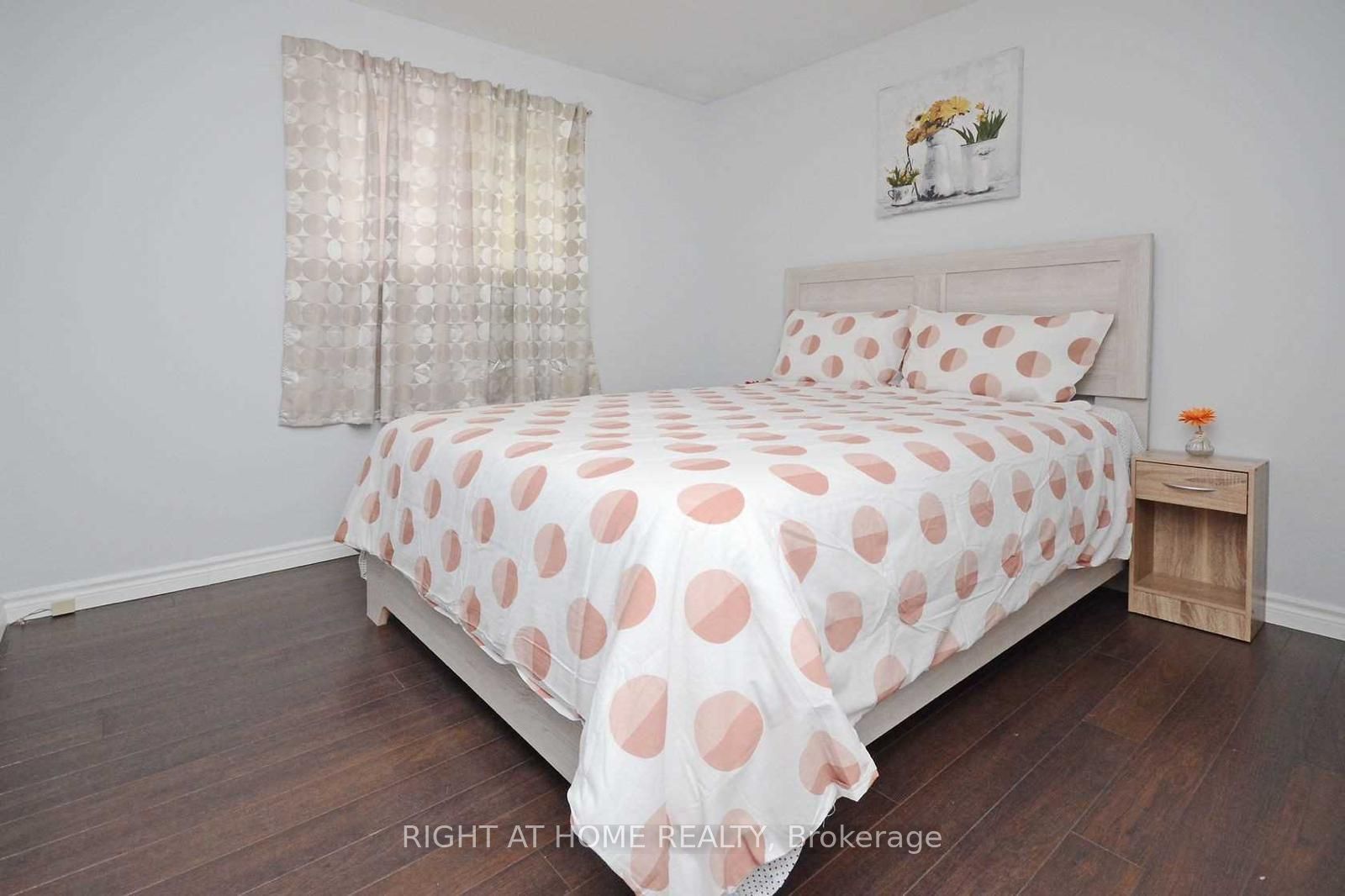 7123 Barto Crescent Property Photo 23
