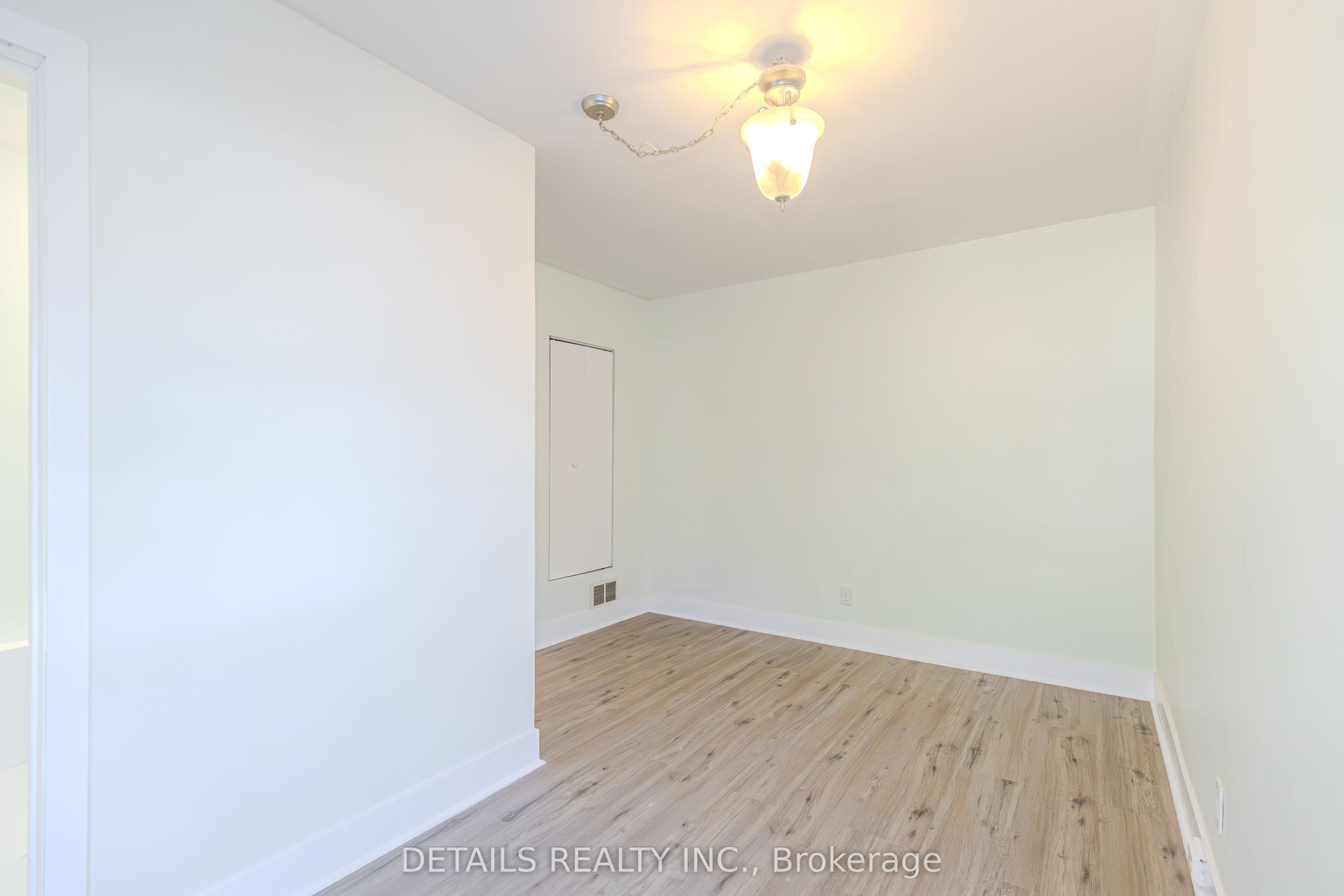 285 Columbus Avenue Property Photo 11