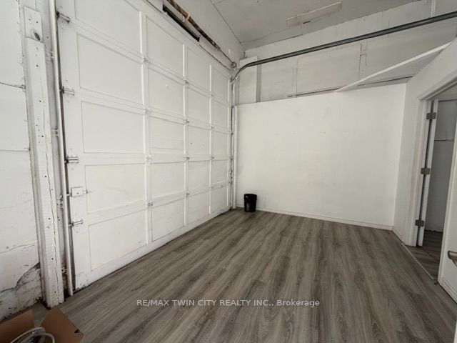 249 Murray Street 5 Property Photo 9