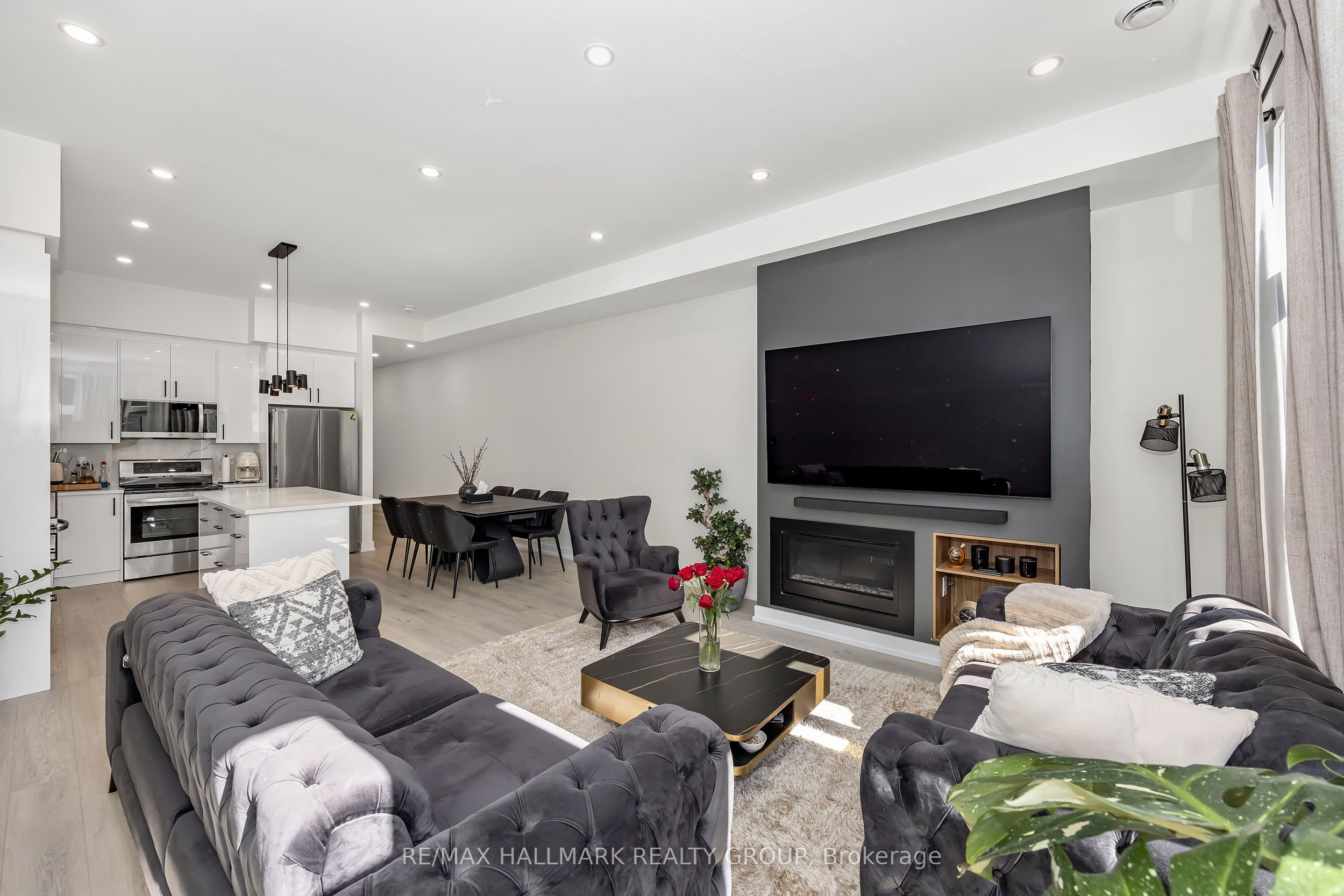468 Mutual Street Property Photo 16