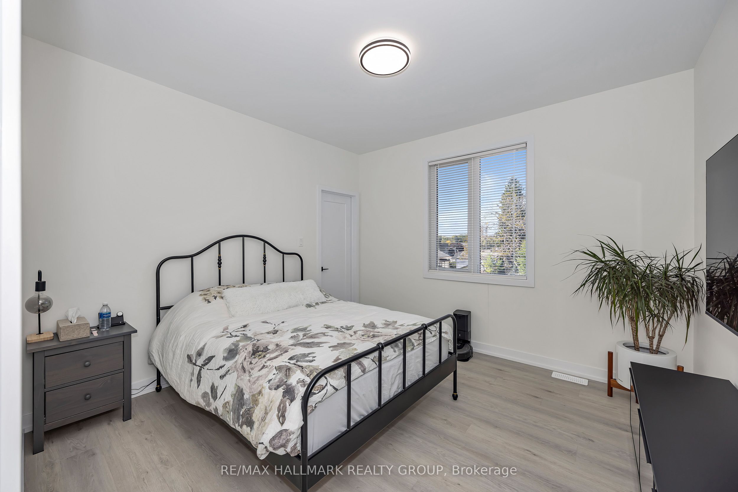 468 Mutual Street Property Photo 23
