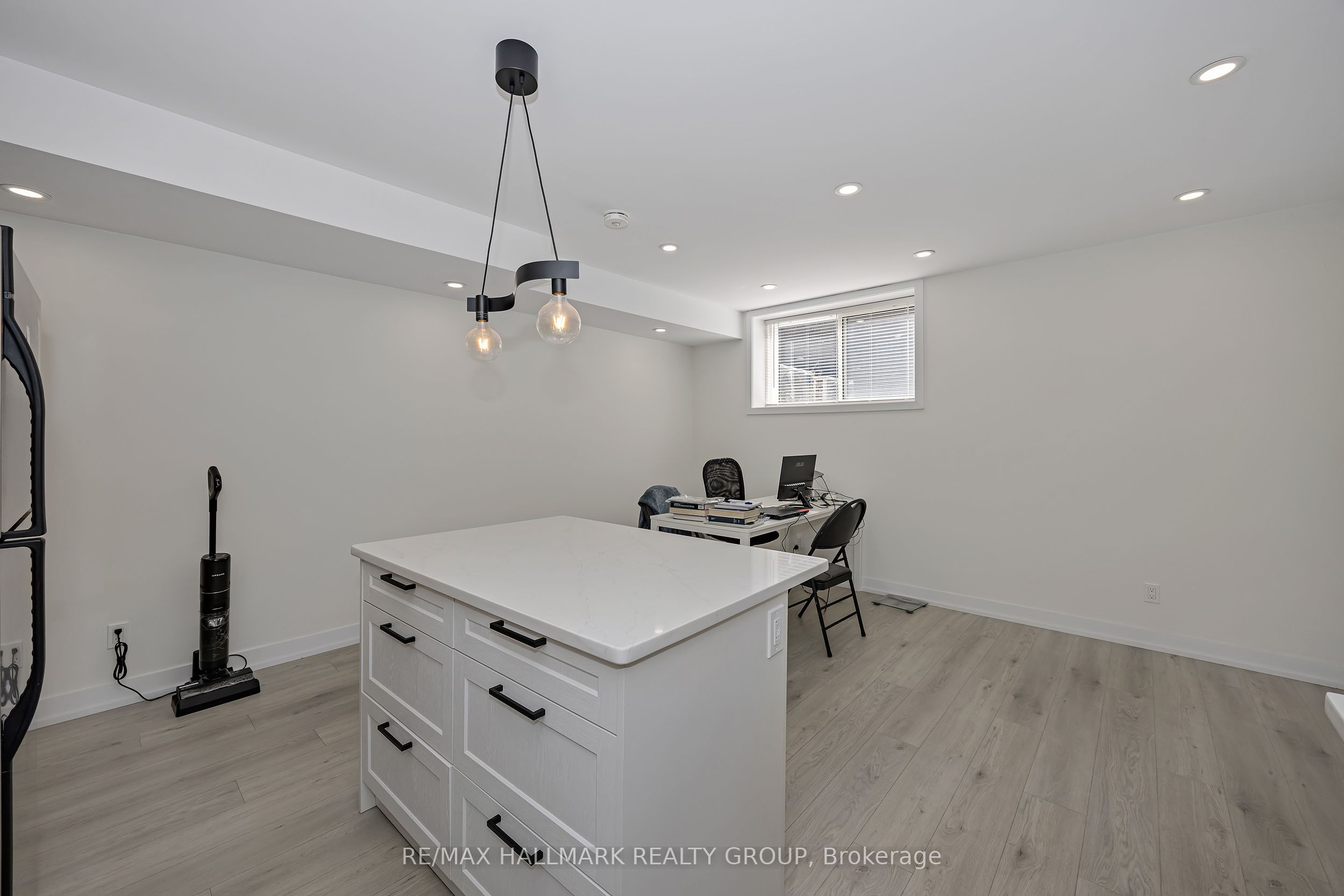 468 Mutual Street Property Photo 34