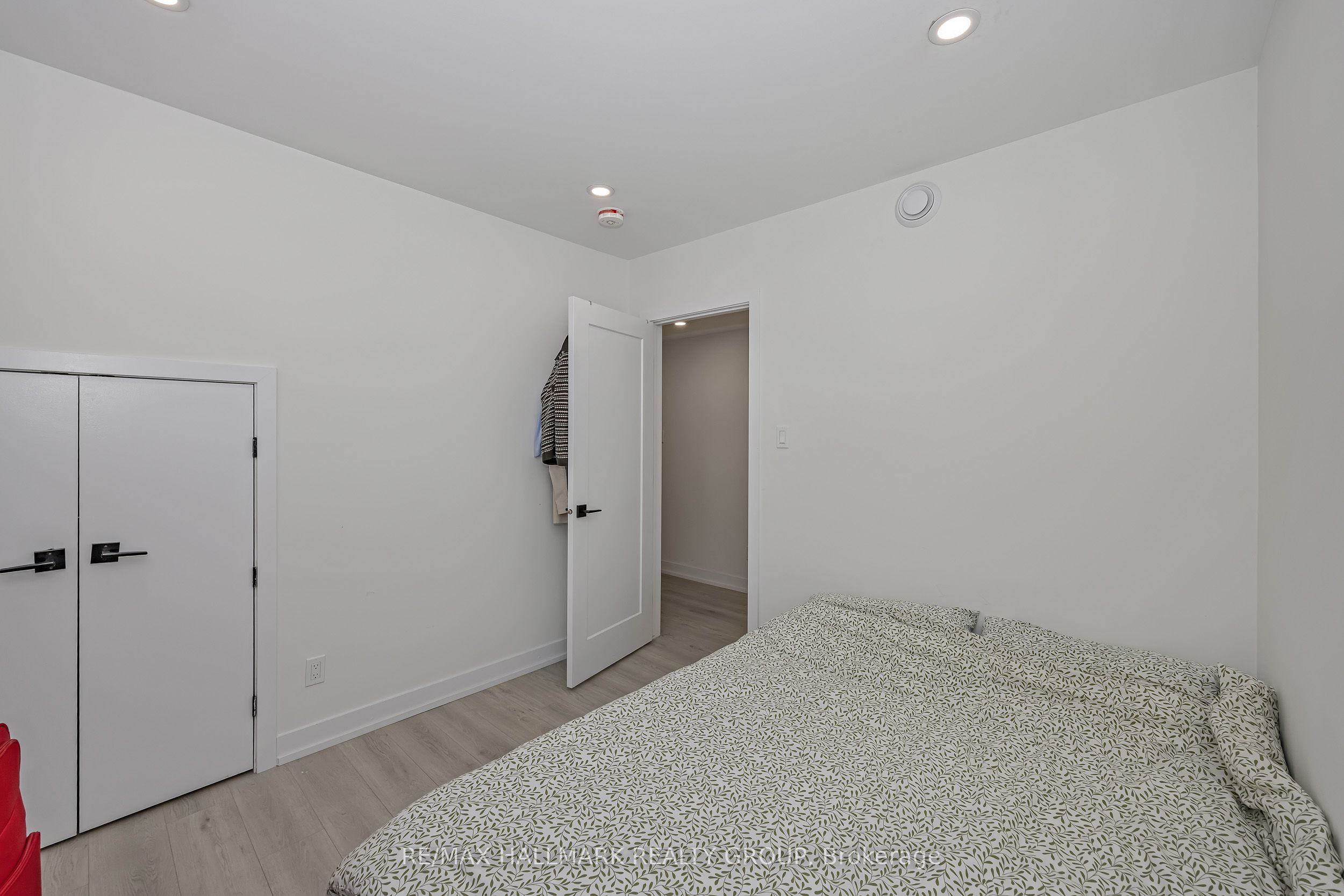 468 Mutual Street Property Photo 39