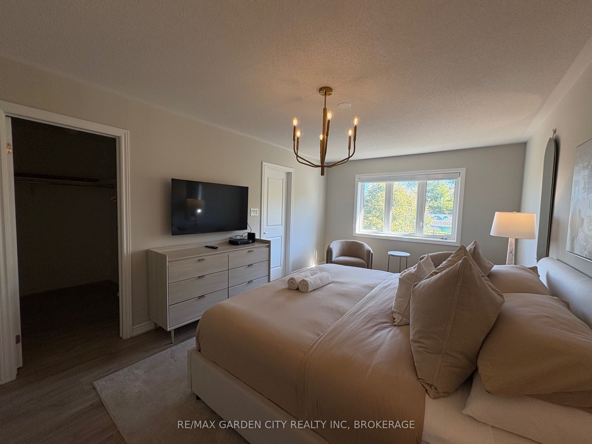 7460 Baycrest Common Property Photo 21