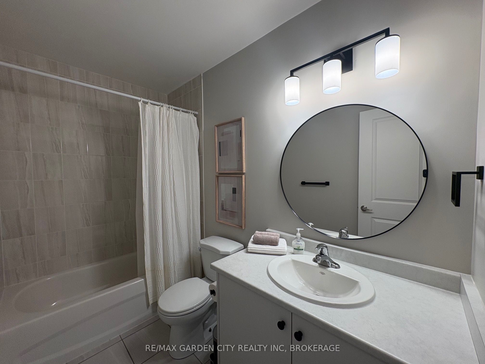7460 Baycrest Common Property Photo 33