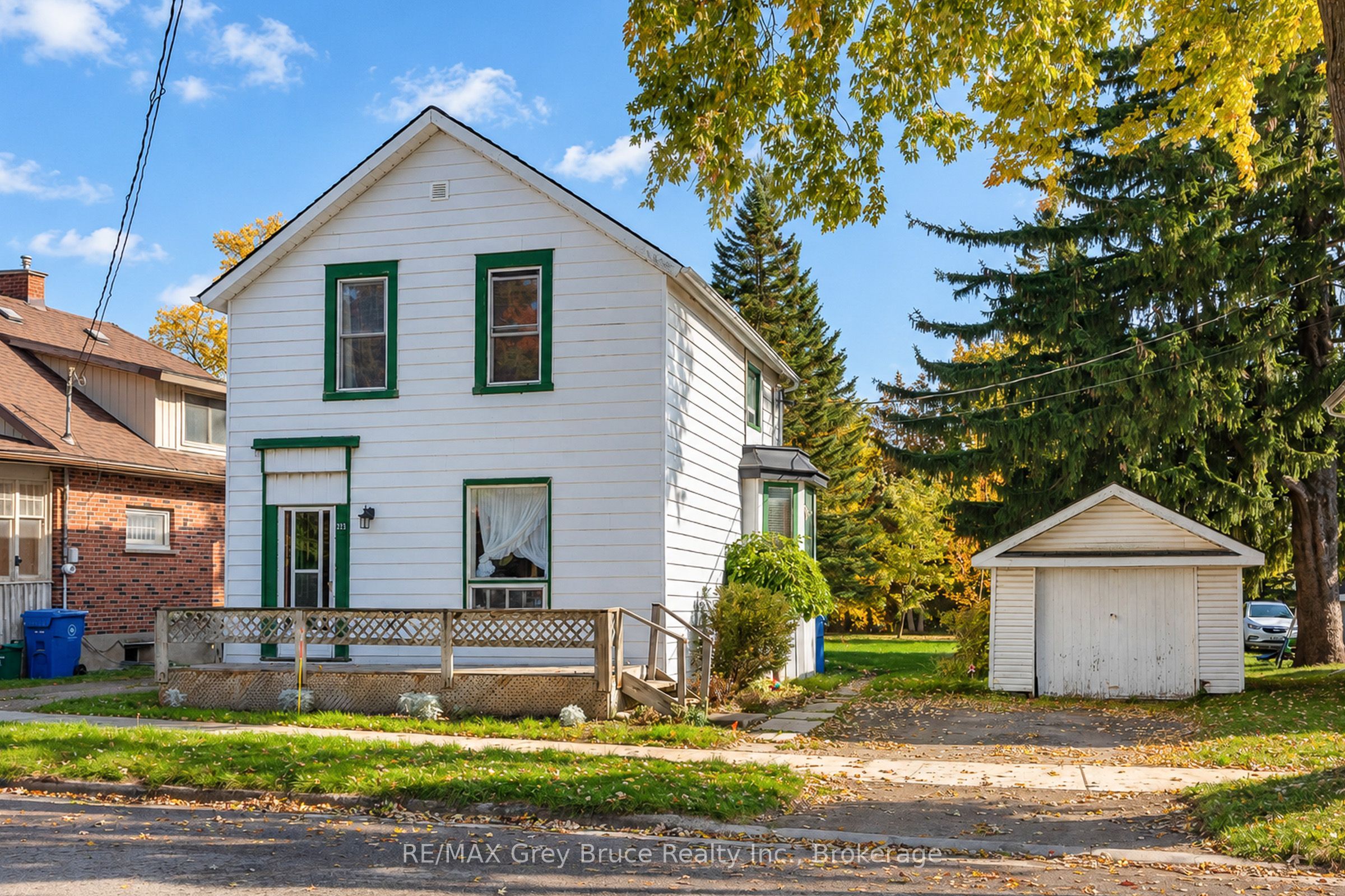 213 Victoria Street Property Photo 1