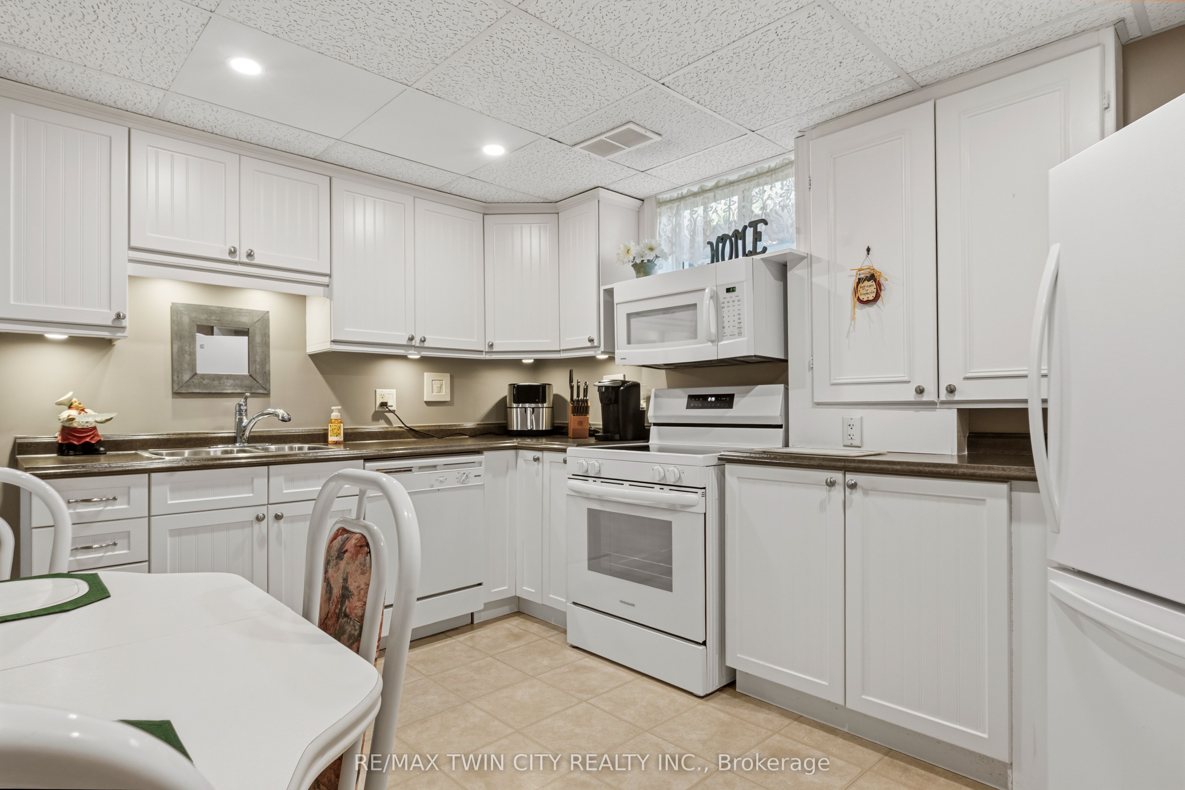 9 Nixon Avenue Property Photo 17