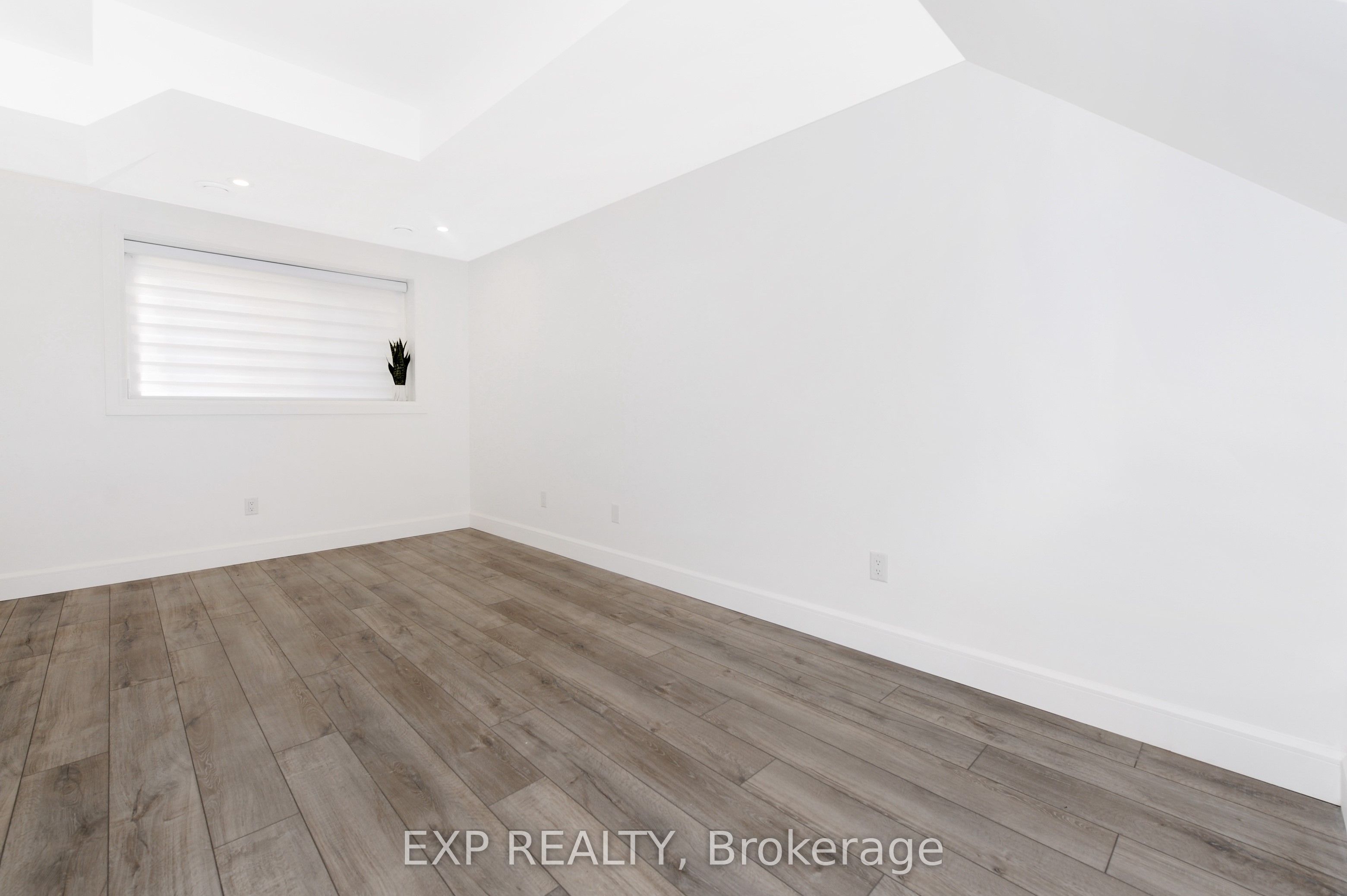 120 Eccles Street 1 Property Photo 7