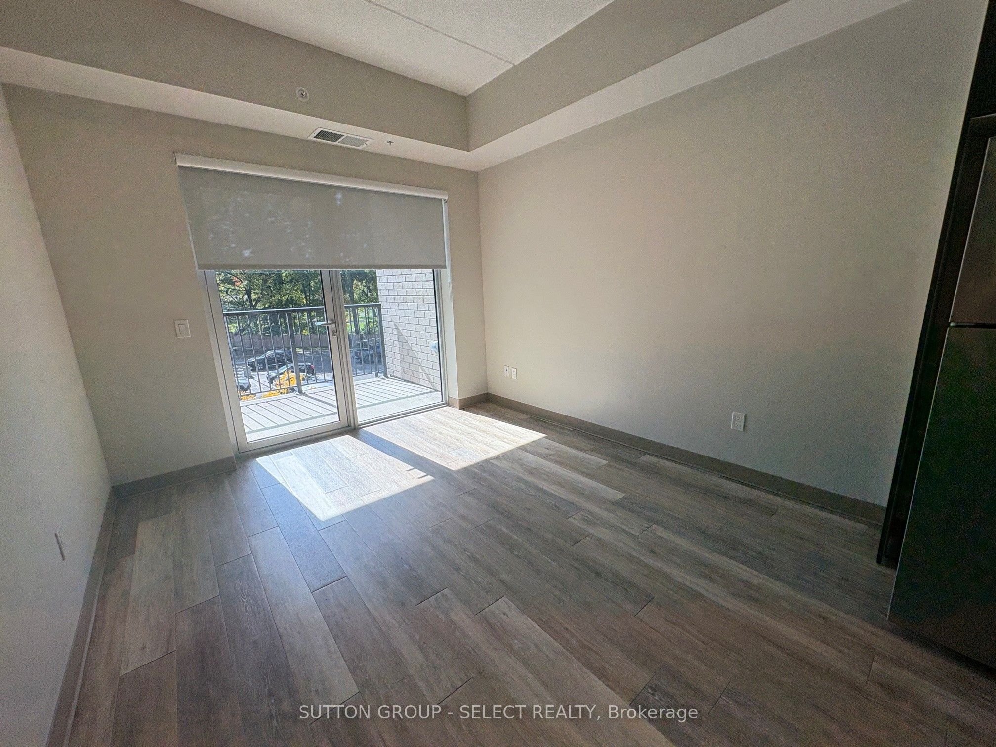 99 Pond Mills Road 303 Property Photo 11