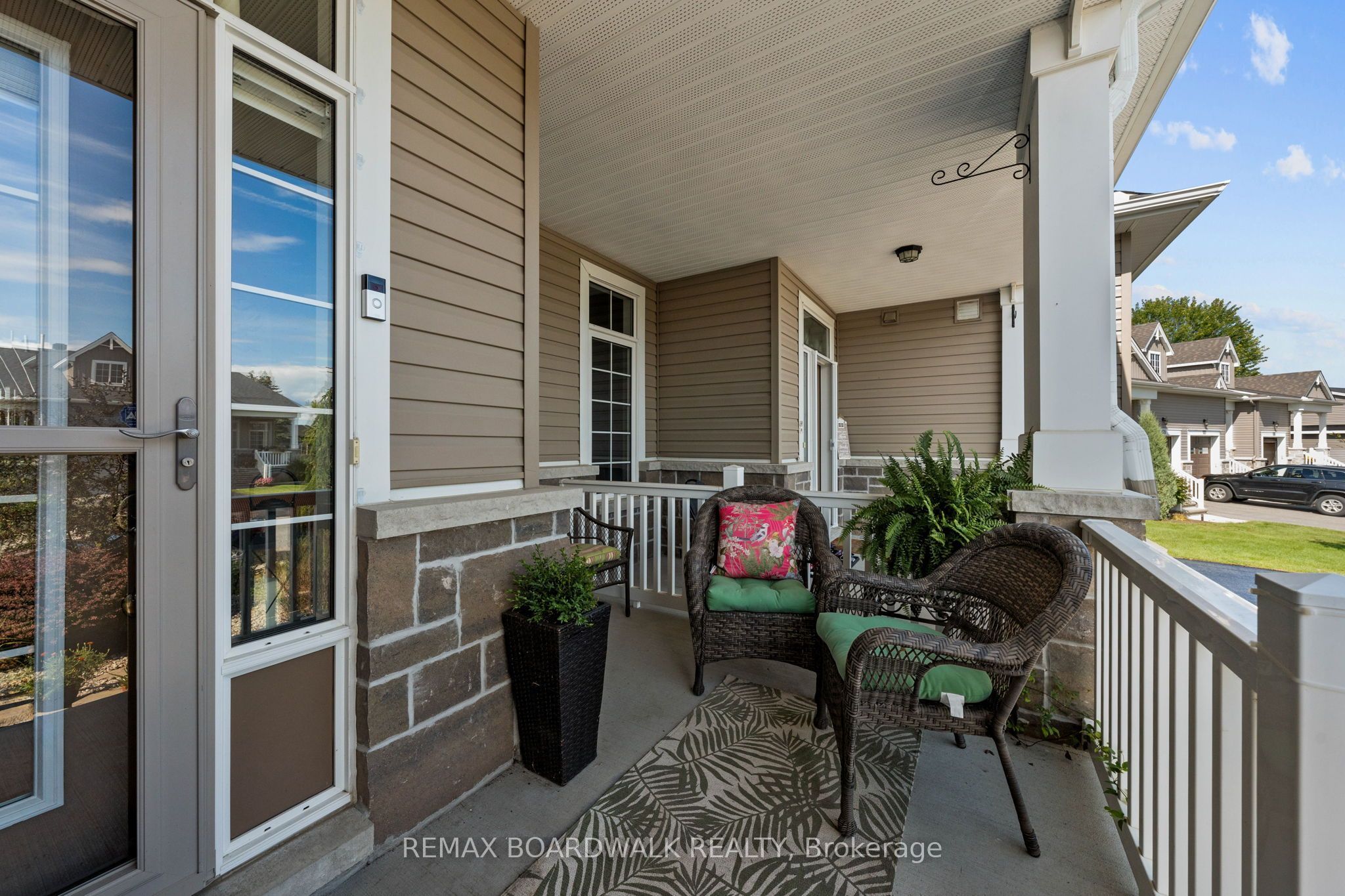 147 Oxford Street W Property Photo 3