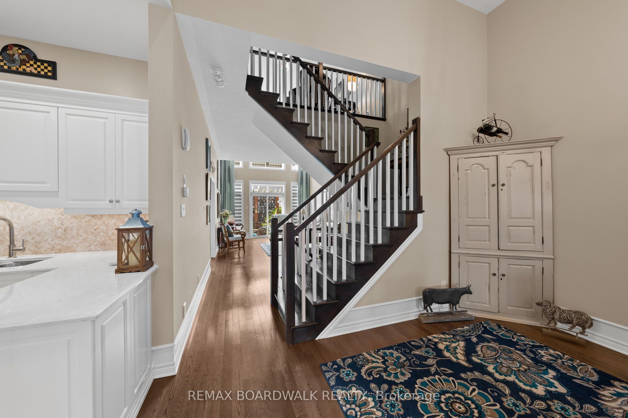 147 Oxford Street W Property Photo 19